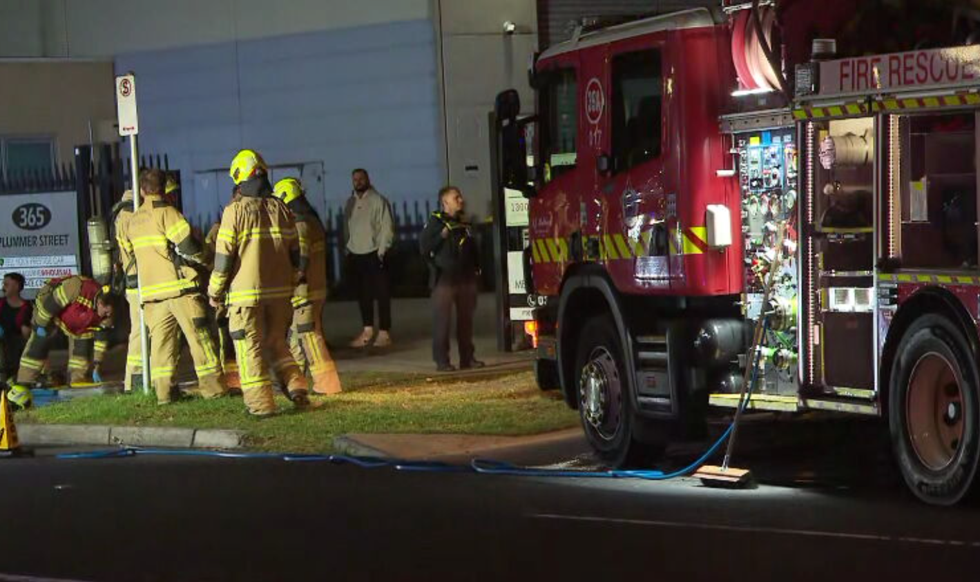 Car dealership firebombed Melbourne