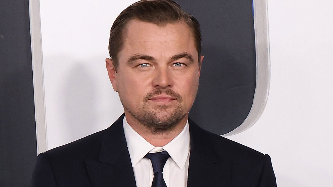 Leonardo DiCaprio compareció ante el tribunal para testificar para los fiscales en el juicio del ex rapero de Fugees, Pras Michel.