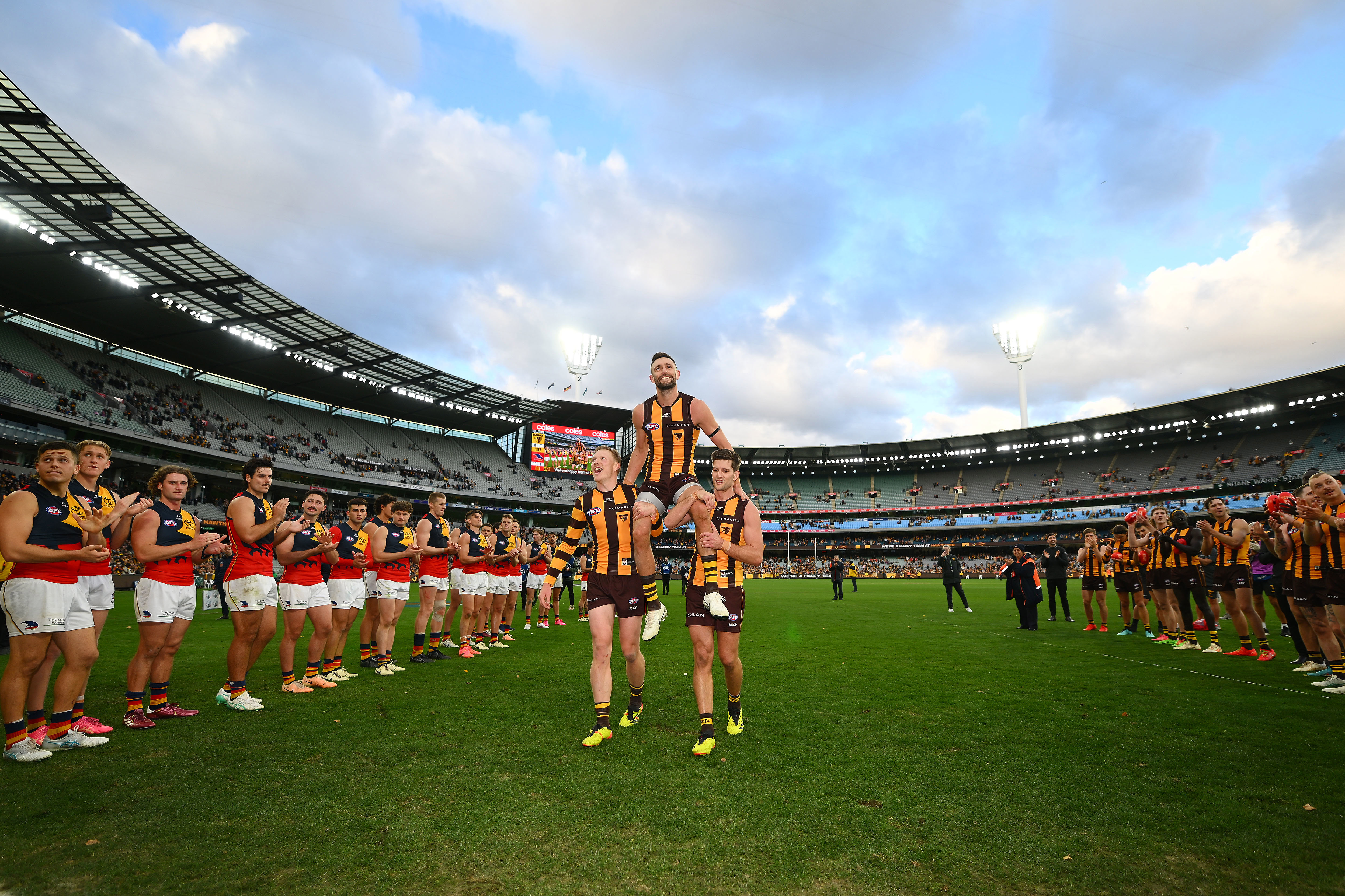 Jack Gunston was chaired off in game 250.