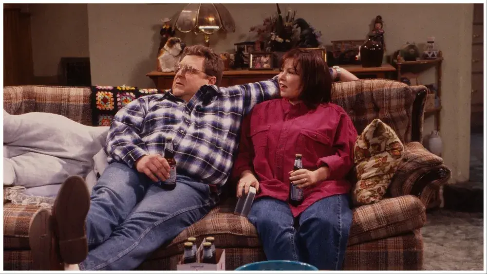 John Goodman and Roseanne Barr in Roseanne