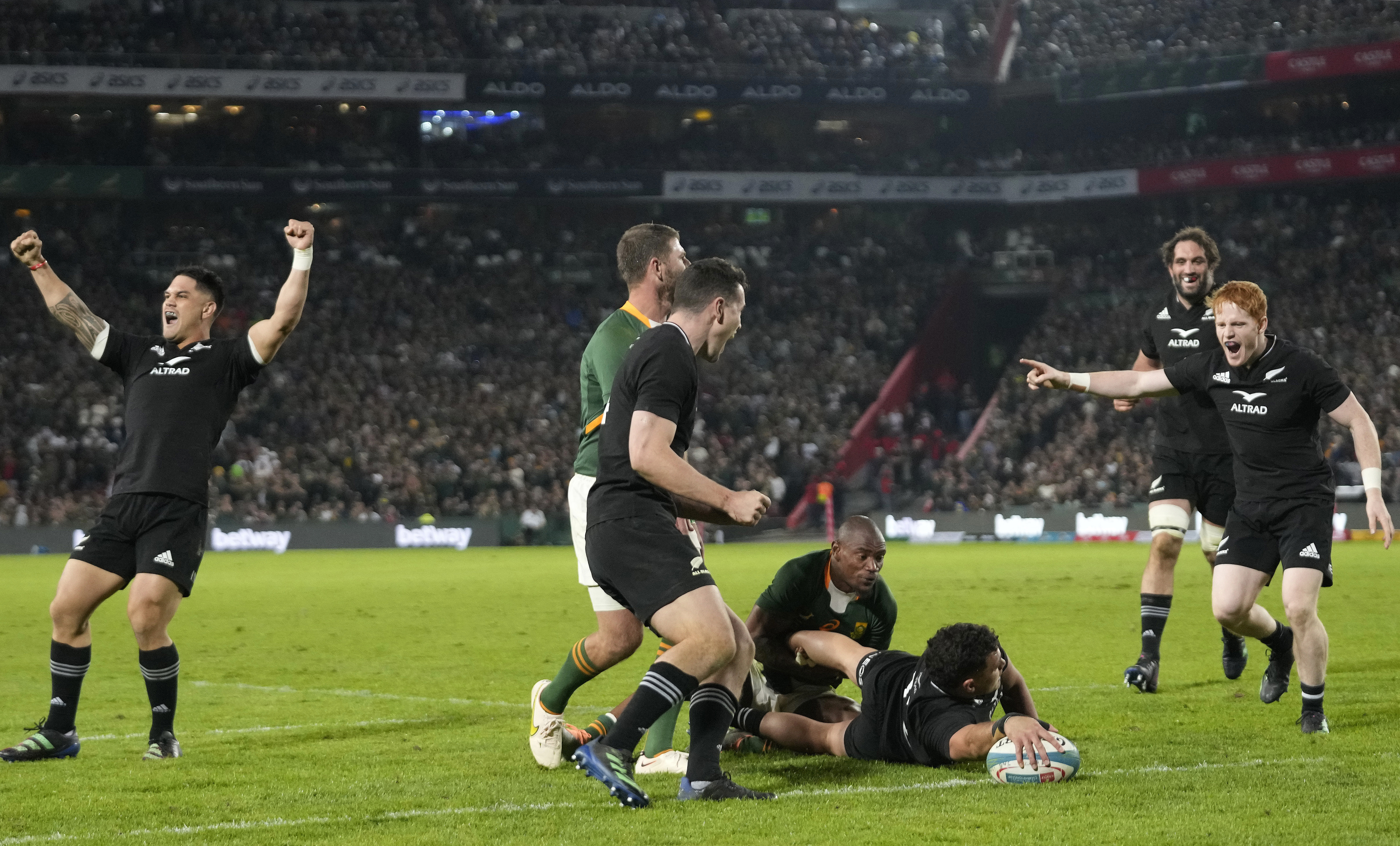 The All Blacks upset the Springboks in the Rugby Championship classic as Ian Foster clings to work