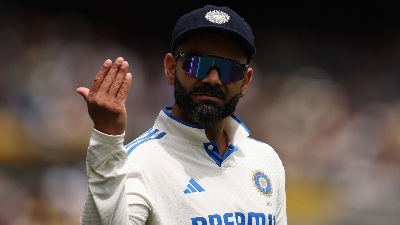 Virat Kohli gestures to the MCG crowd during the 2024-25 Boxing Day Test.