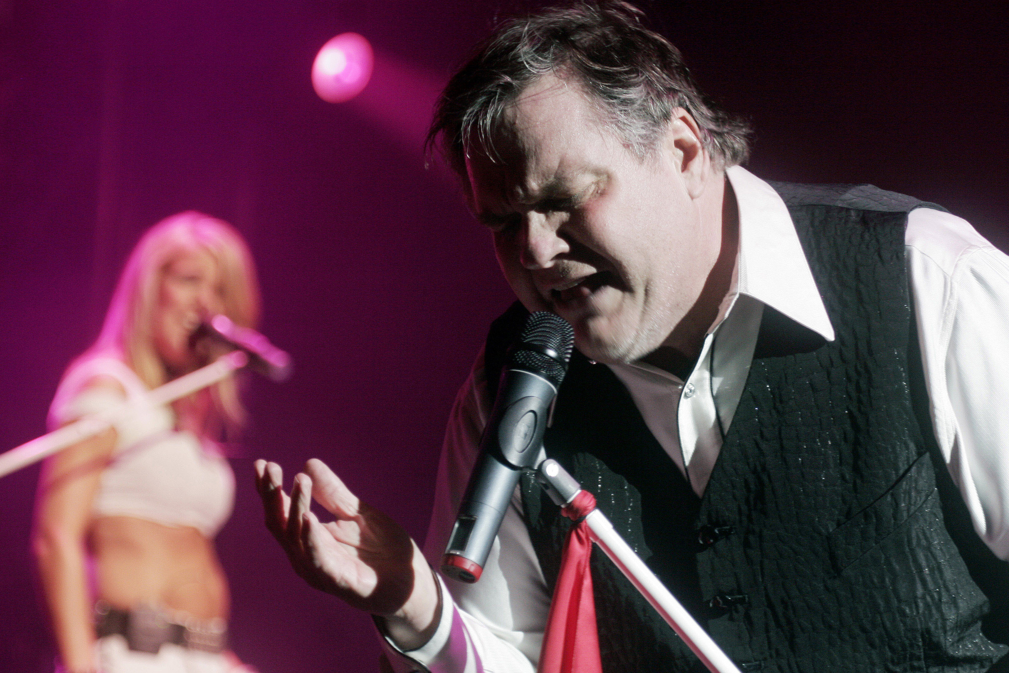 Iconic rockstar Meat Loaf dies aged 74 Mingooland
