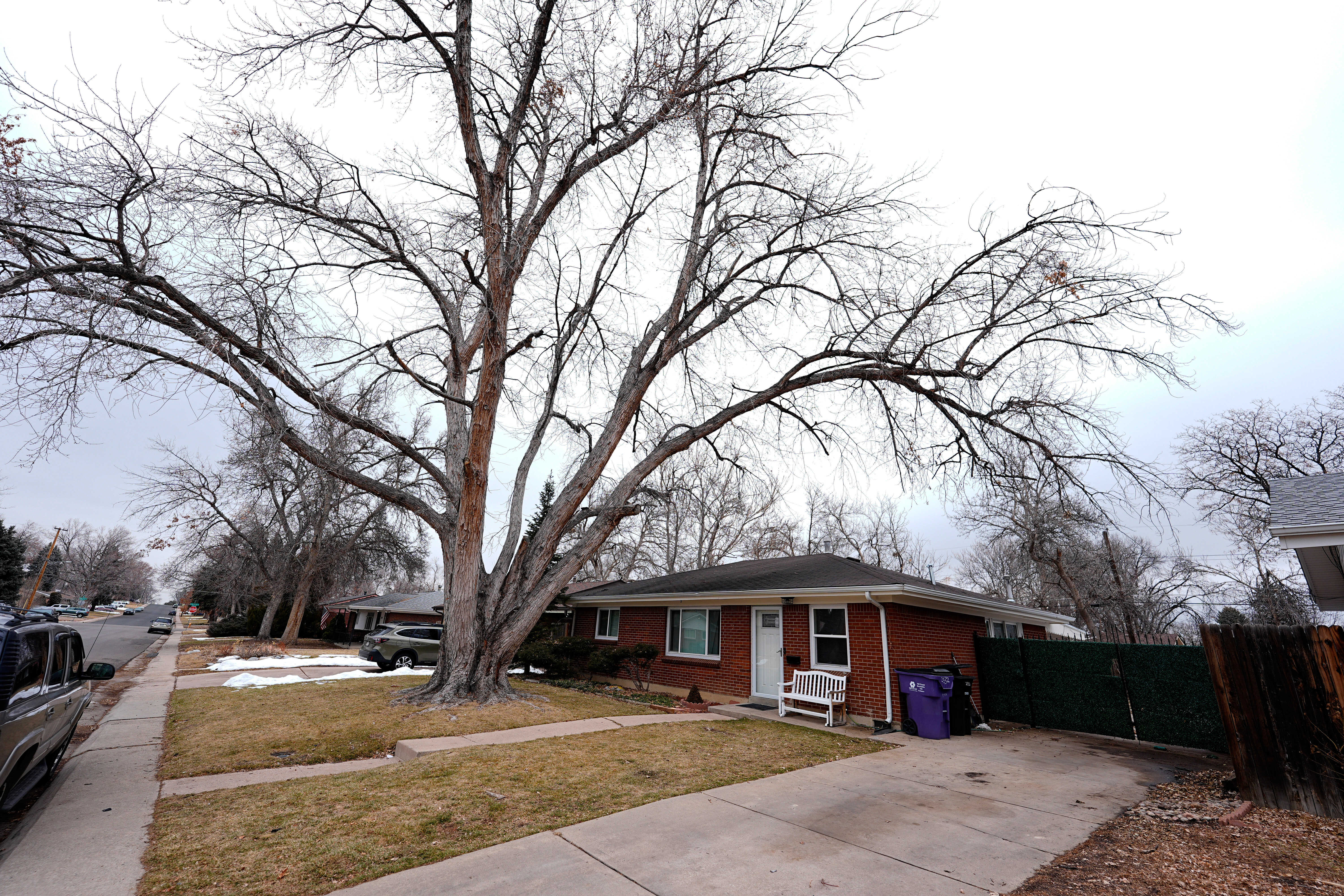 Funeral home owner left corpse in hearse for a over a year