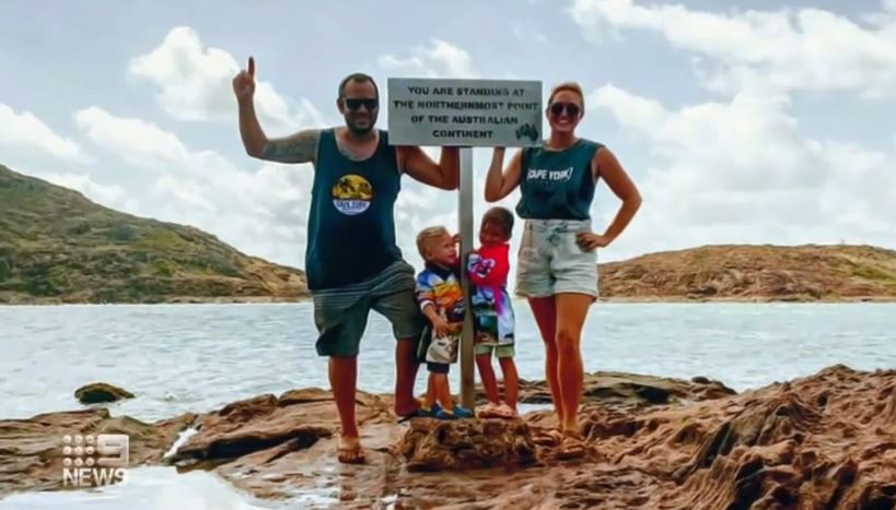Ori Zavros, wife Lindsey and children Zane and Zoe are stranded in the Simpson Desert