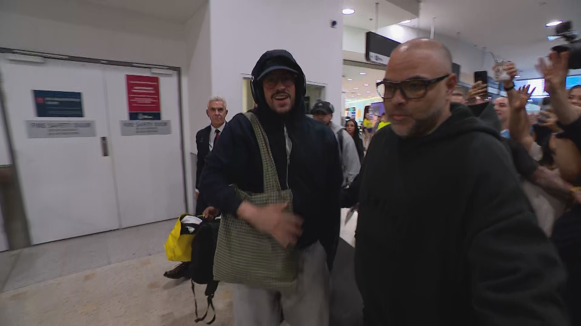 Bad Bunny in Sydney Airport 