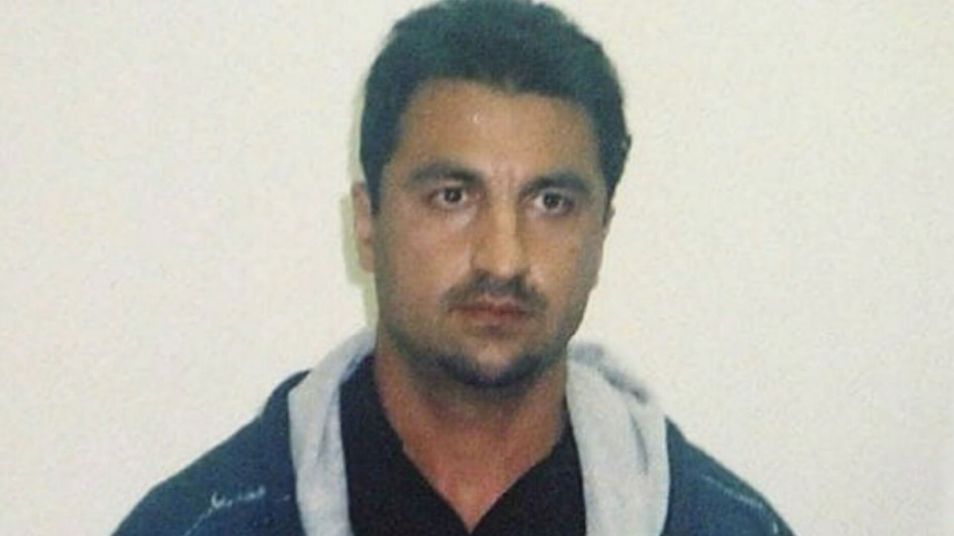 A 53-year-old man who was shot dead while walking along a Melbourne street near a popular nightlife area was associated with organised crime, police have revealed.﻿The shooting on Almeida Crescent in South Yarra about 11.40pm yesterday was a "targeted attack" on notorious Mongol bikie Mohammed Akbar Keshtiar, who lived in the suburb.