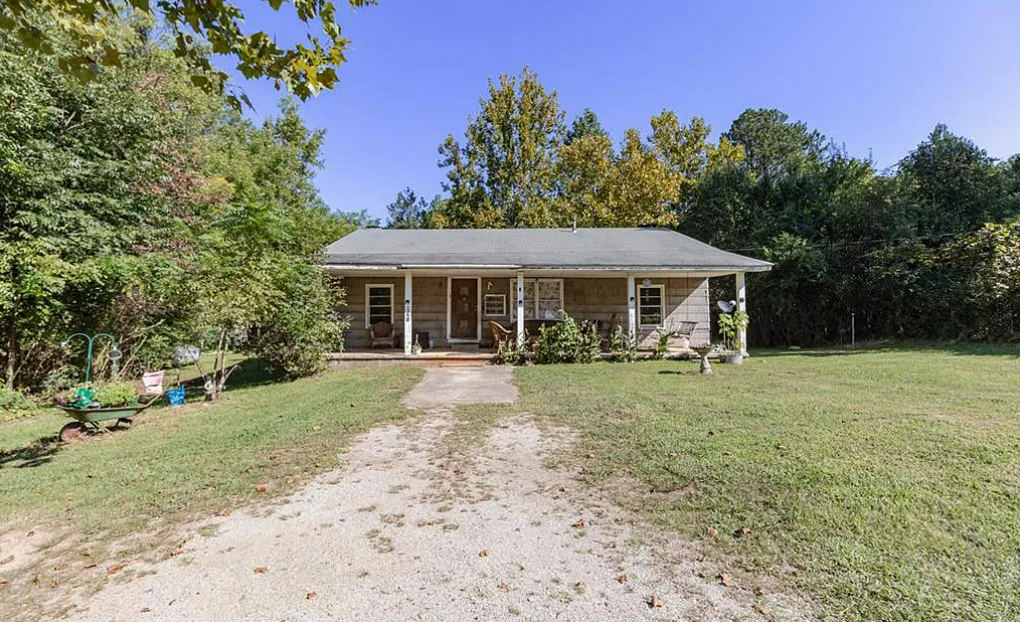 You can own the Stranger Things home for just over $451k.