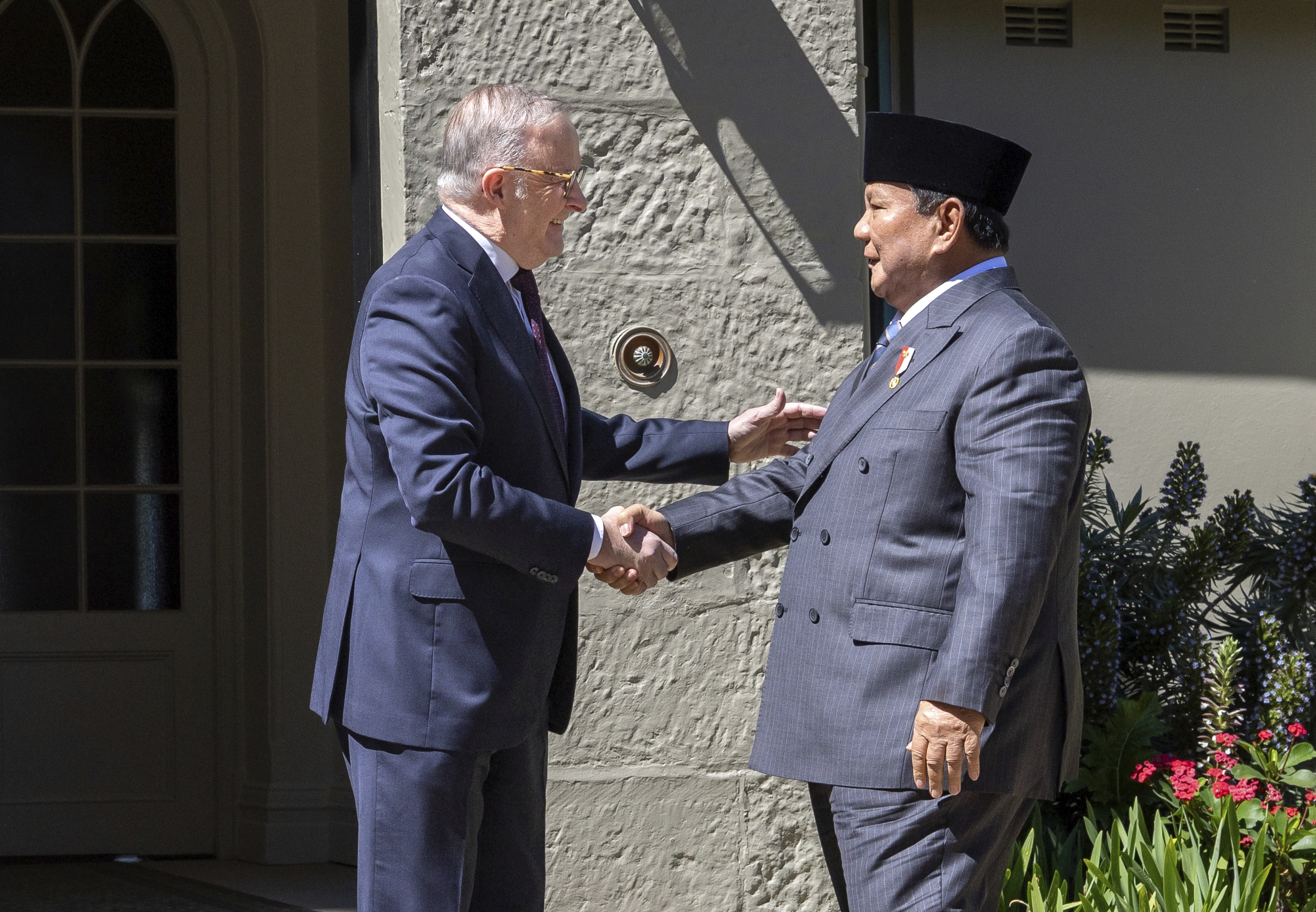 Prime Minister Anthony Albanese welcomes Indonesian President Prabowo Subianto to Kirribilli House. Wednesday 12th November 2025.