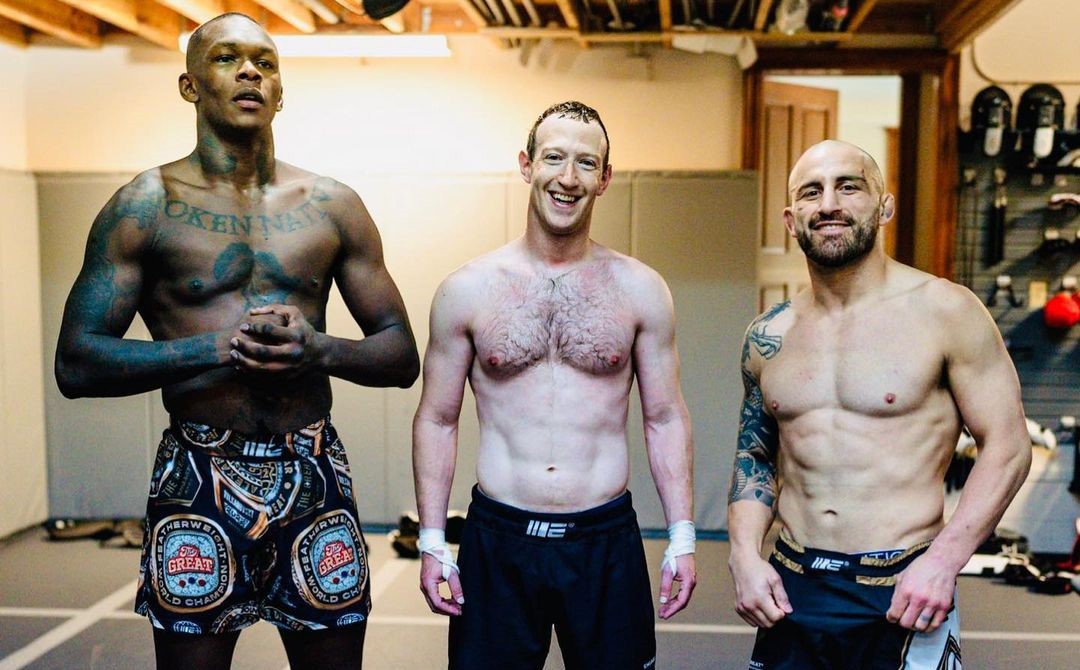 Mark Zuckerberg working out with Israel Adesanya and Alexander Volkanovski.