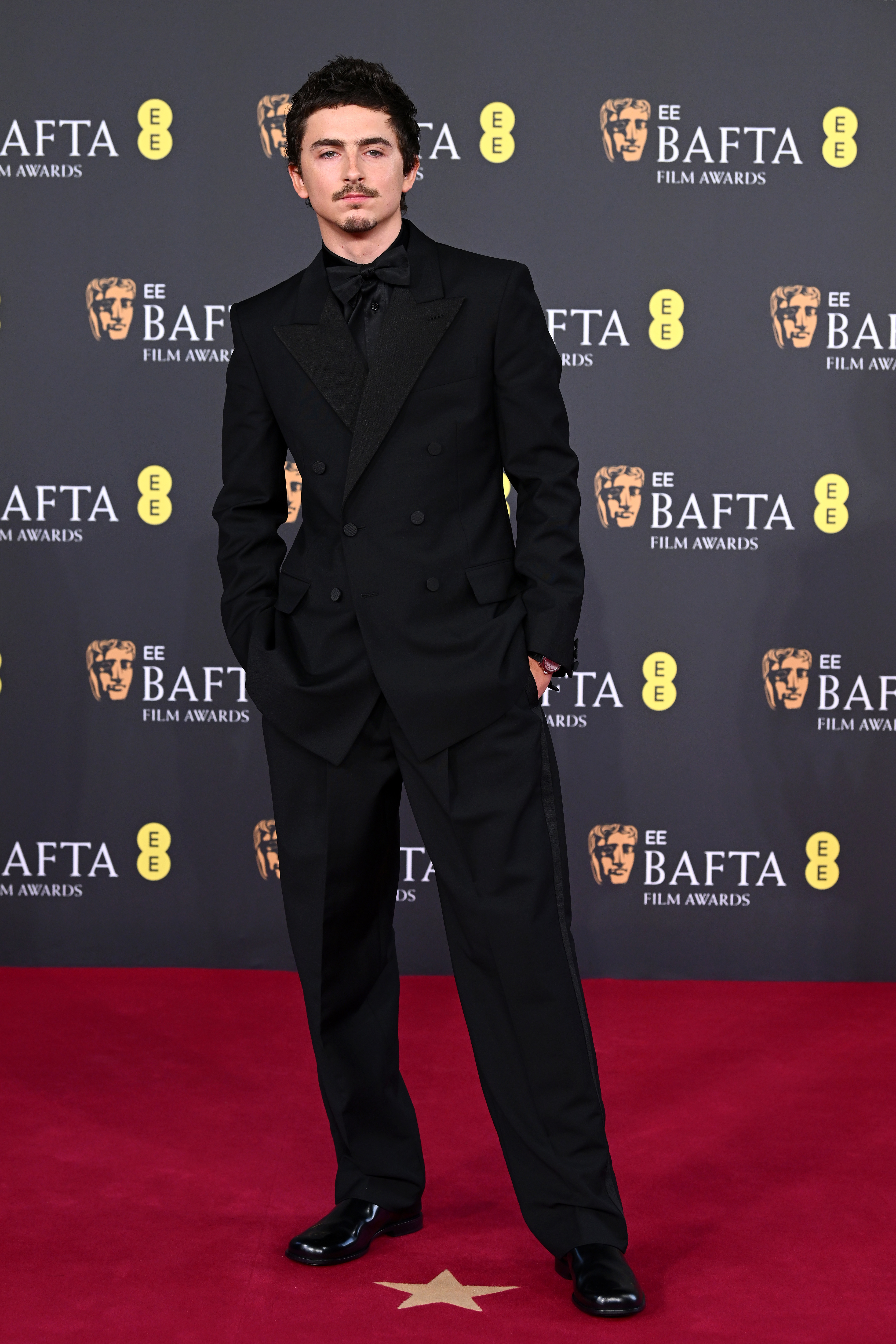  Timothée Chalamet attends the EE BAFTA Film Awards 2026 at The Royal Festival Hall on February 22, 2026 in London, England. 