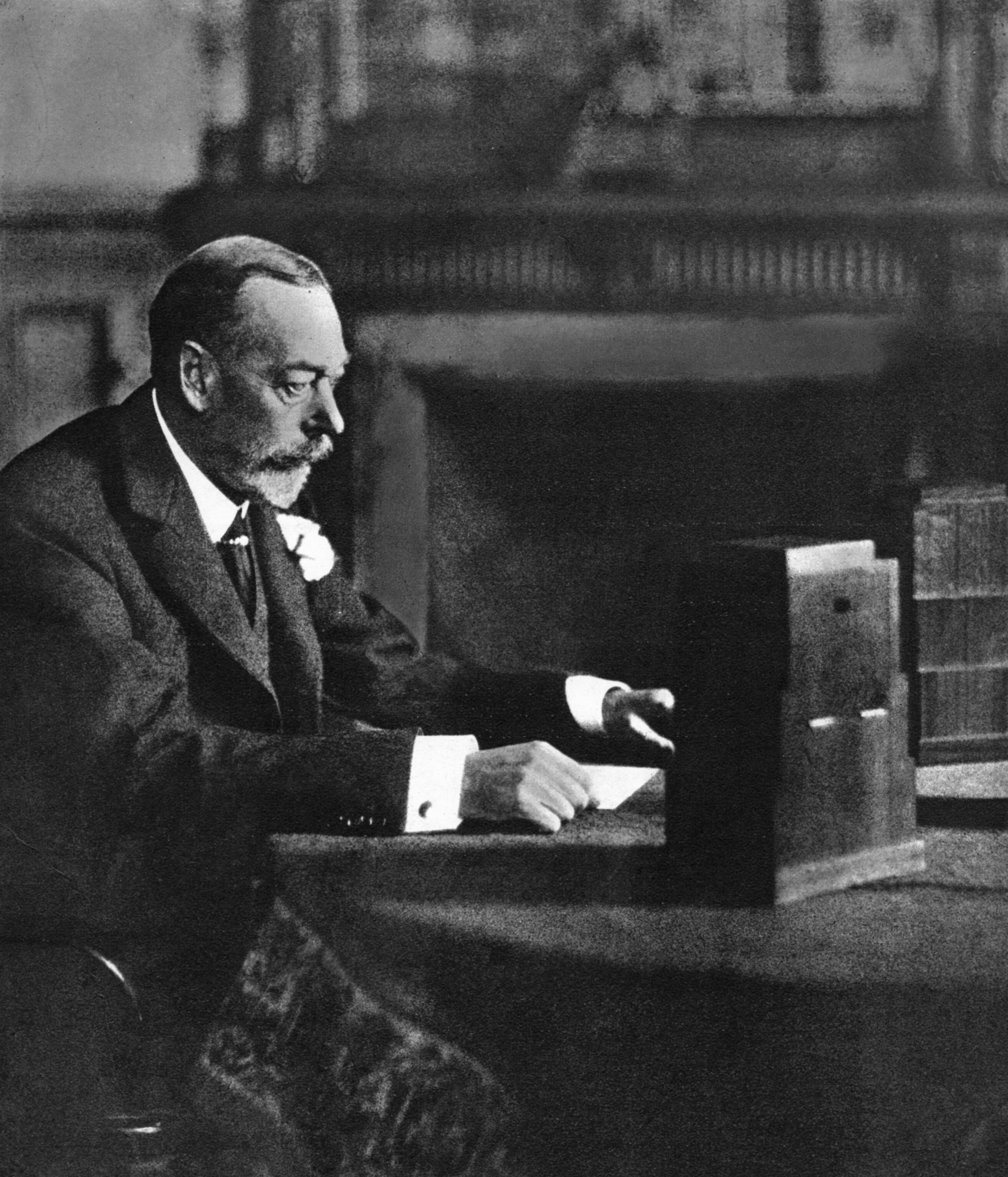 King George V broadcasting to the empire on Christmas Day, Sandringham, 1935. 