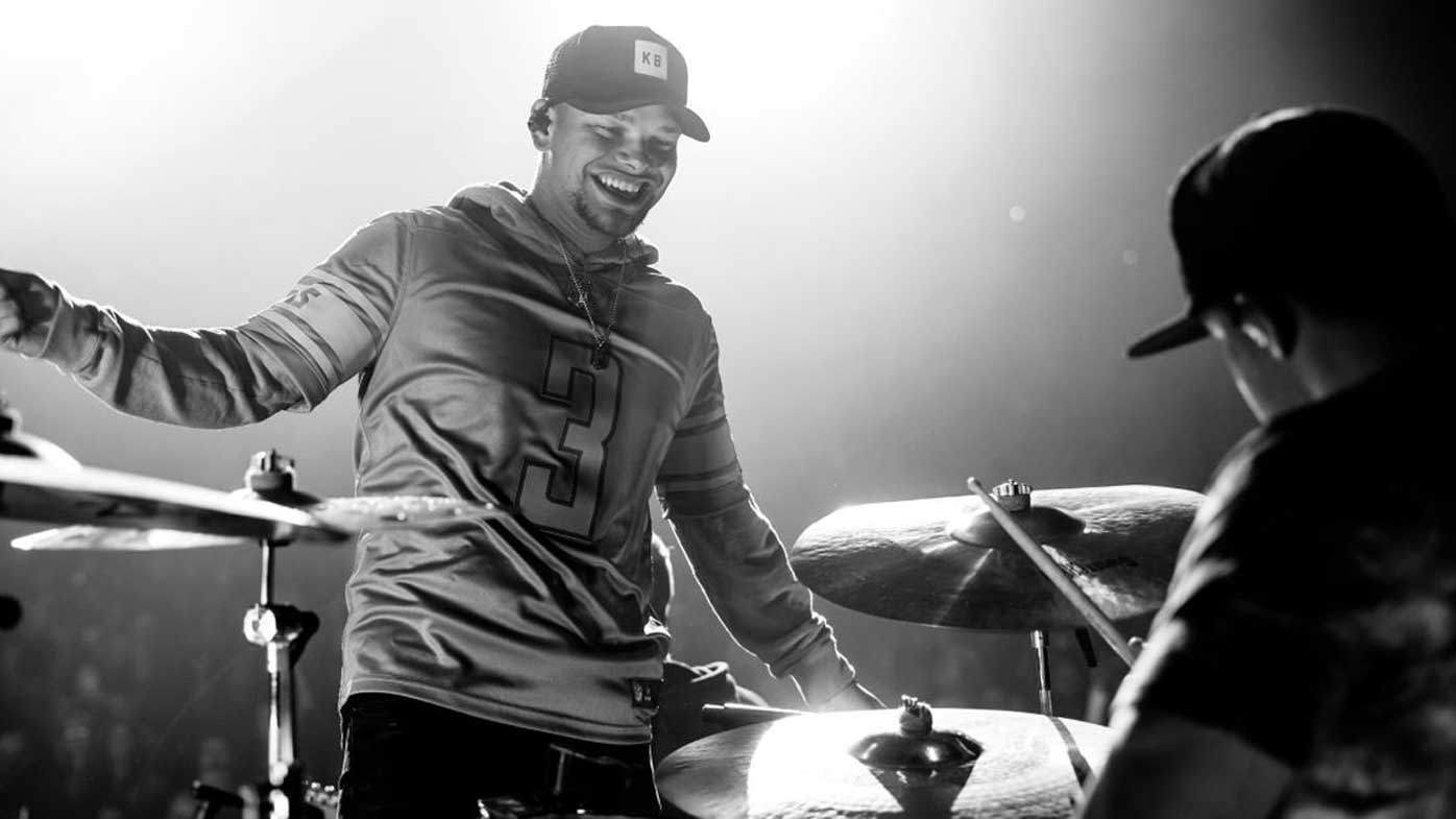 Kane Brown's drummer Kenny Dixon killed in car accident - 9Celebrity