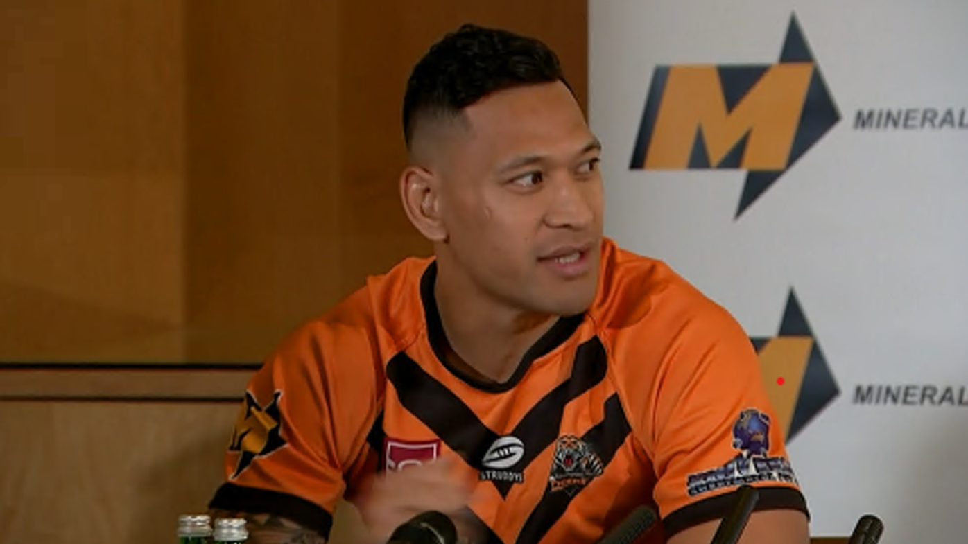 Israel Folau makes rugby league comeback