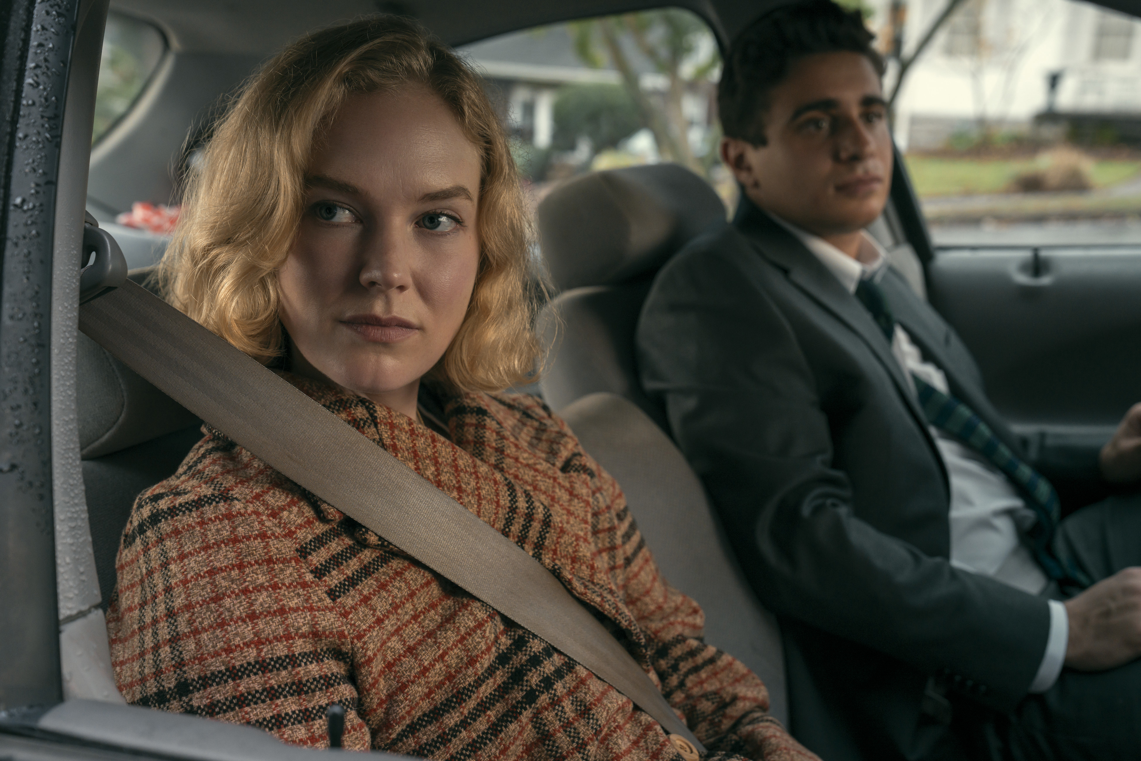 Past Kay (Rosy McEwen) and Past Marino (Jake Cannavale) 