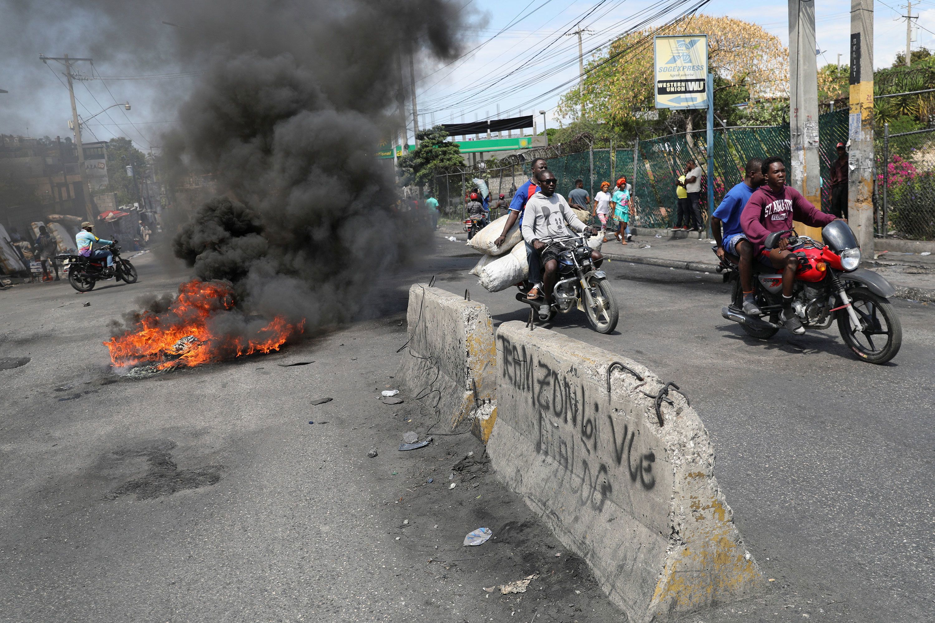 Estados Unidos recluta a líderes de pandillas para traer a casa a una pareja de misioneros asesinados