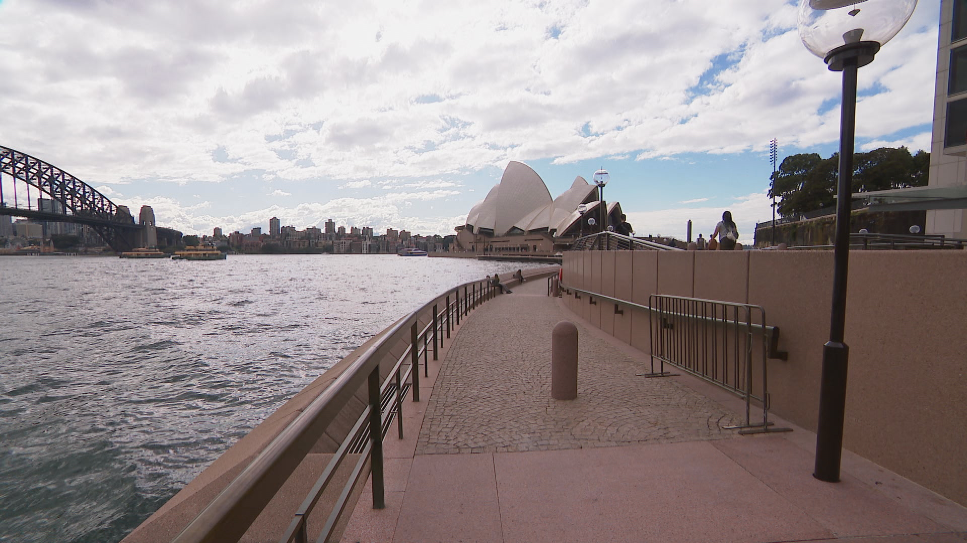 Tiny ice cream shop in Circular Quay sells for nearly $3 million.