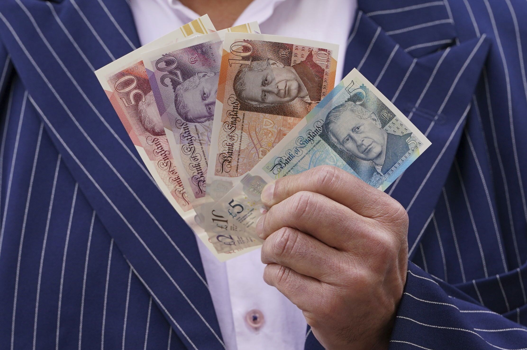 Banknotes, featuring the portrait of King Charles III