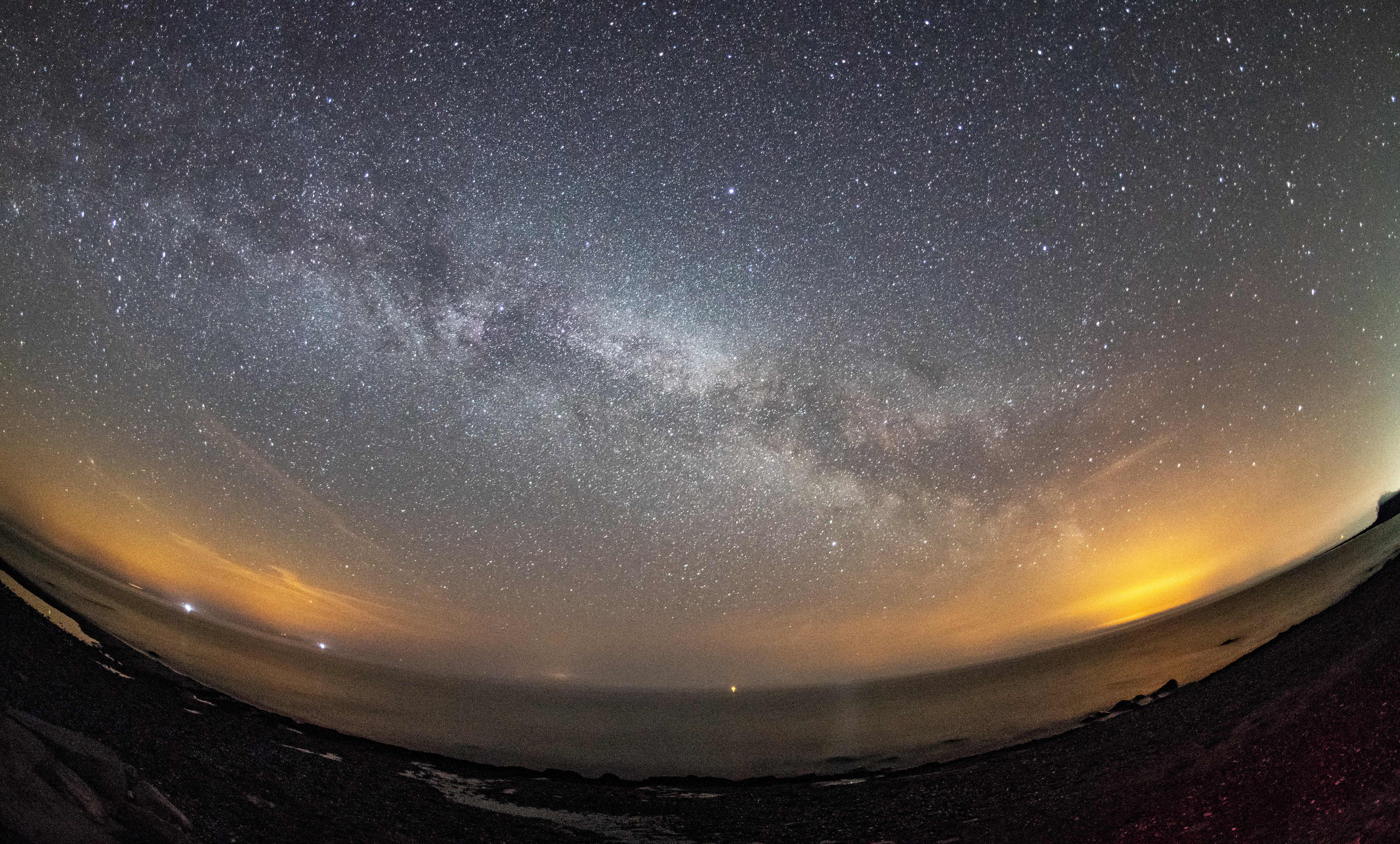 Lyrids meteor shower 