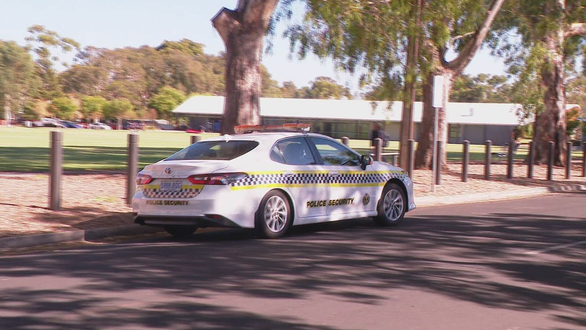 Undercover police, security staff at one of Adelaide's largest schools after threatening emails