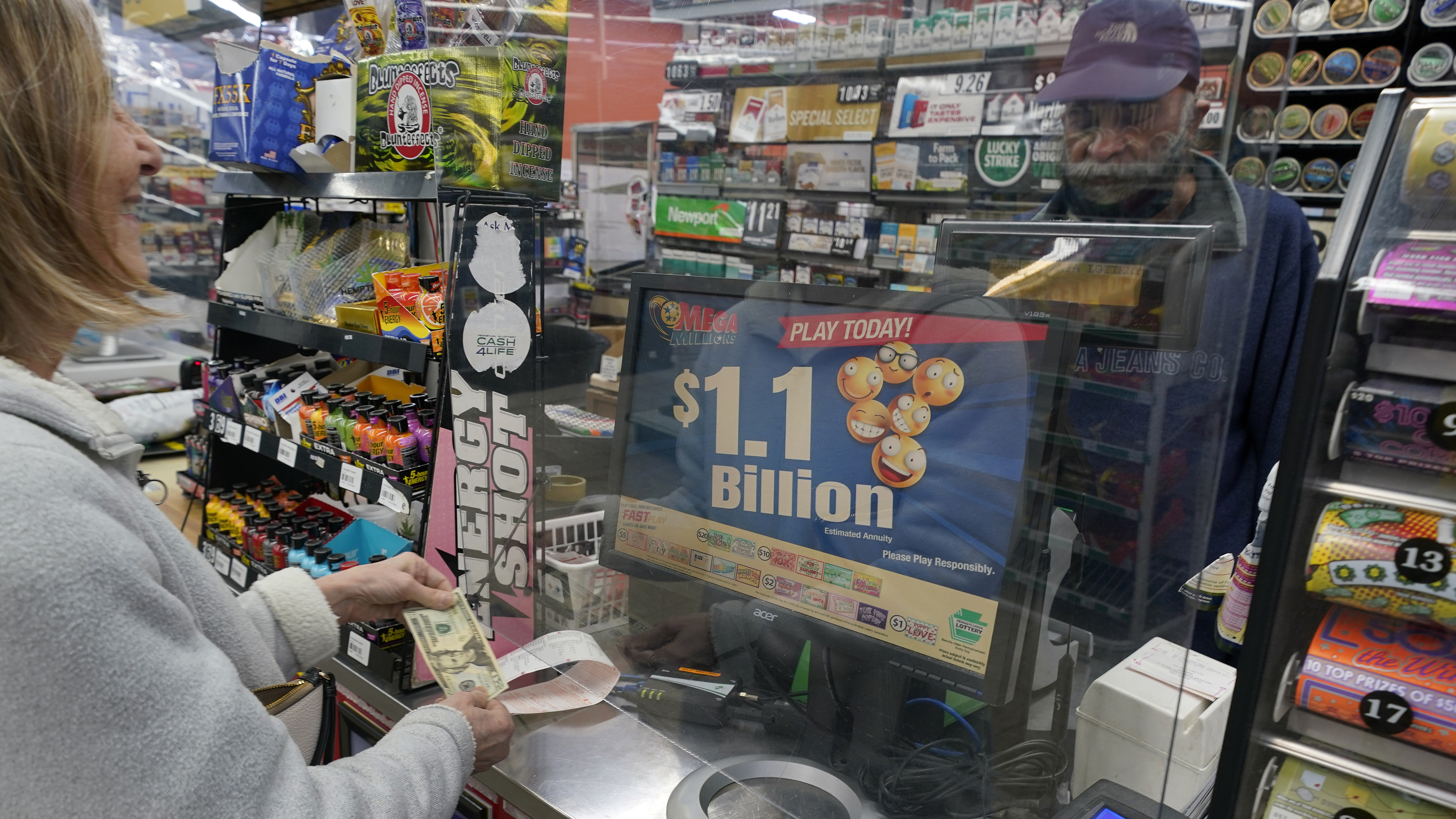 La lotería Mega Millions alcanza el segundo premio mayor más alto de la historia