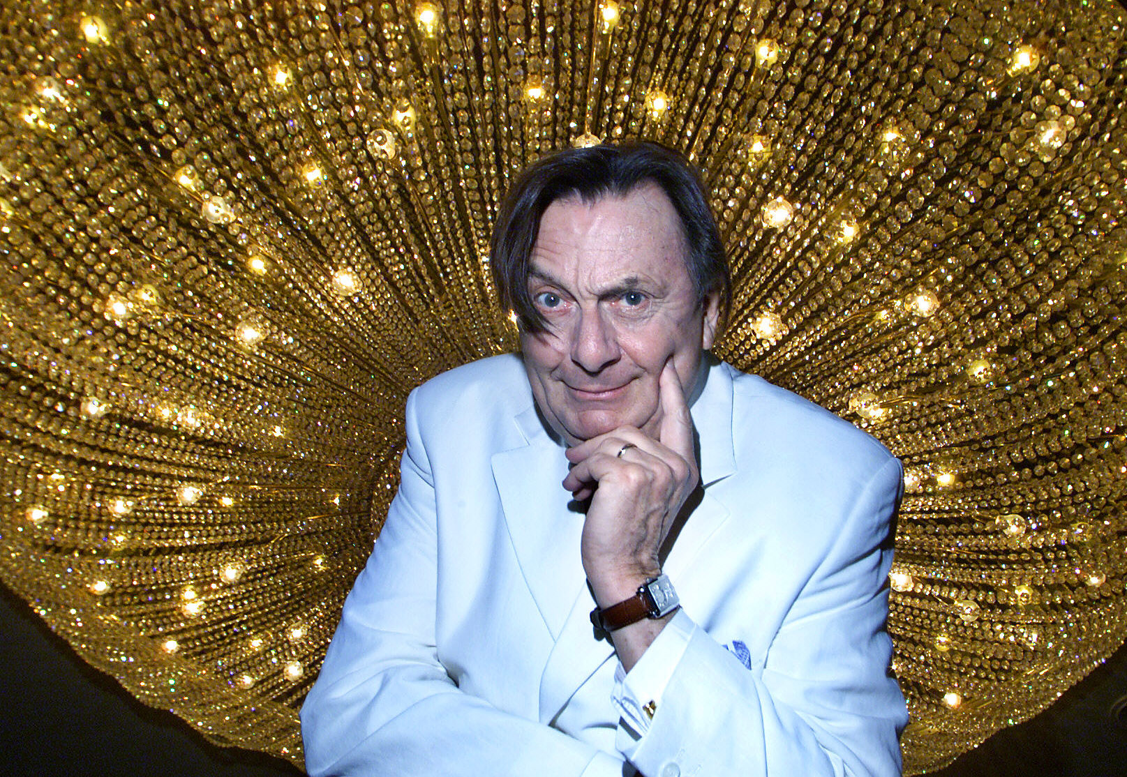 Humphries died at St Vincent's Hospital in Sydney on Saturday after complications from hip surgery in February.﻿