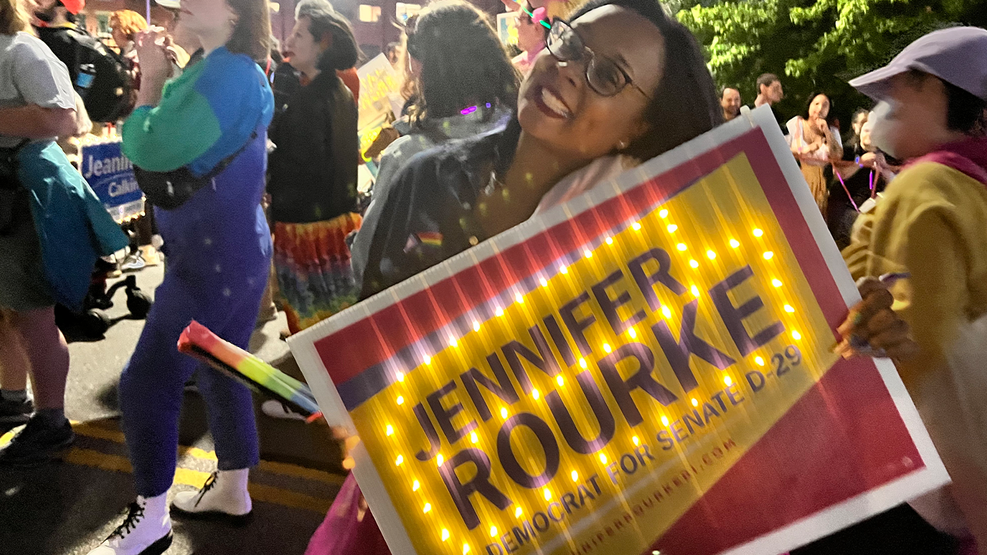 Jennifer Rourke se postula para representar al distrito 29 de Rhode Island en el Senado estatal