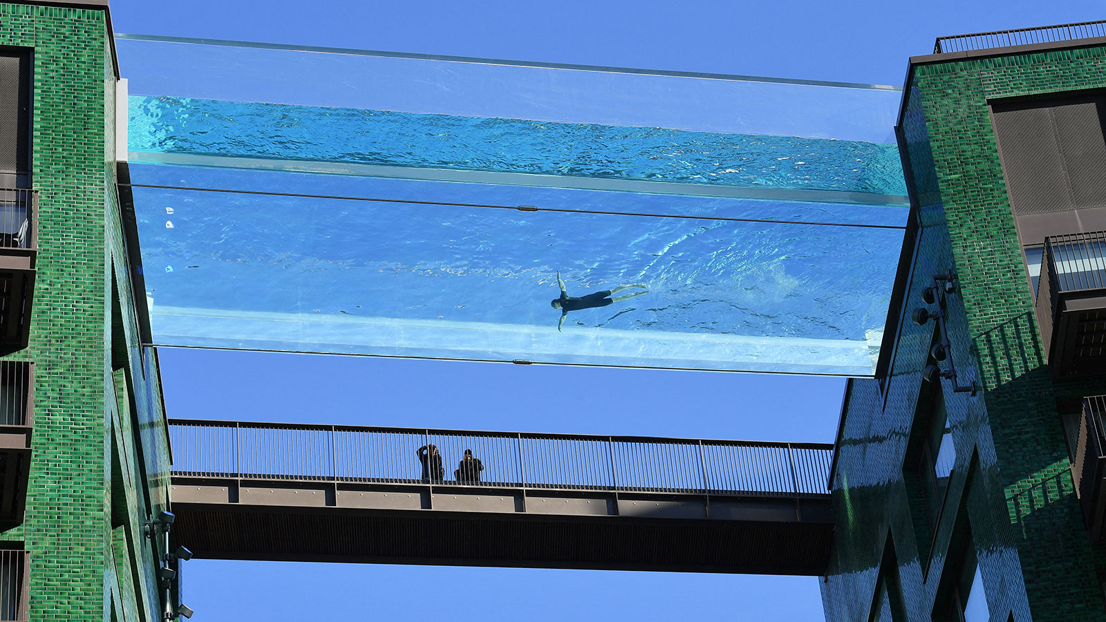 Transparent Swimming Pool Suspended Between High Rises In London