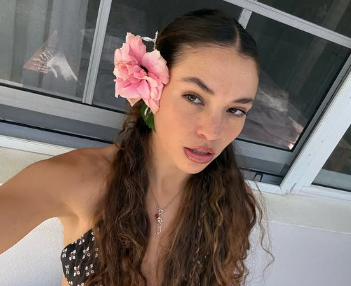 Actress and singer Charlotte MacInnes. 