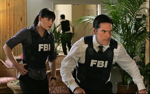 Paget Brewster as Emily Prentiss and Thomas Gibson as Aaron Hotchner in Criminal Minds