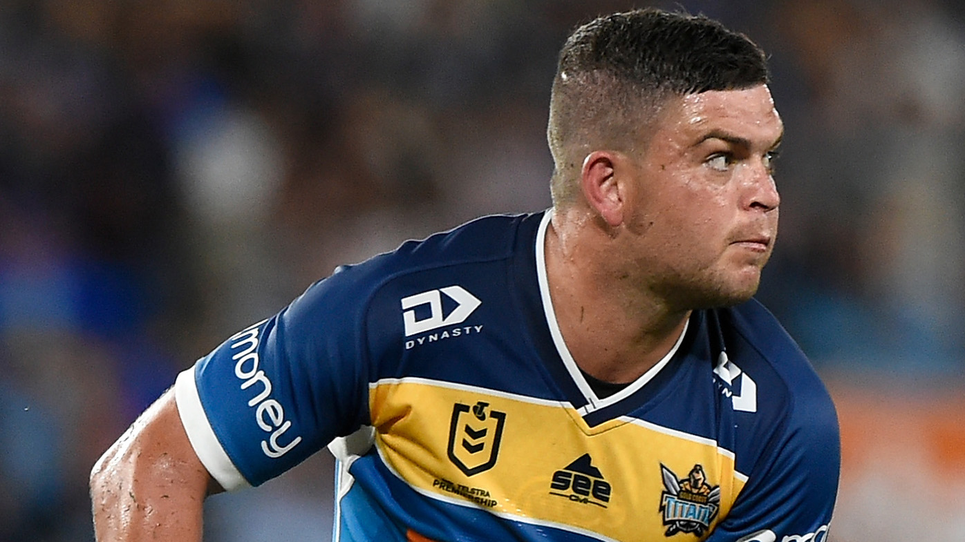 Nrl News Gold Coast Titans Coach Justin Holbrook Defends Ash Taylor In Contract Year