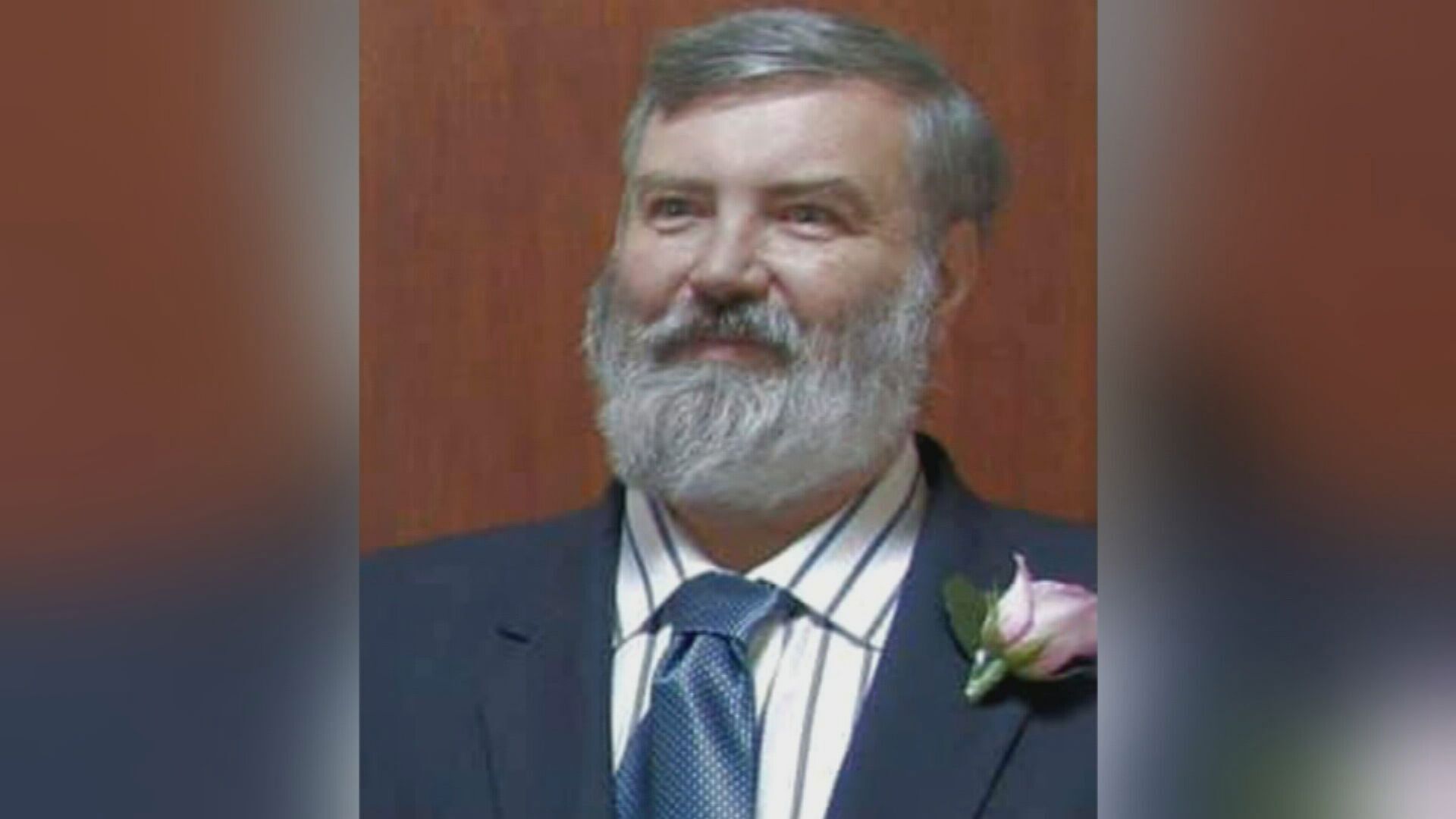 Wheelchair-bound man died with responders outside his door