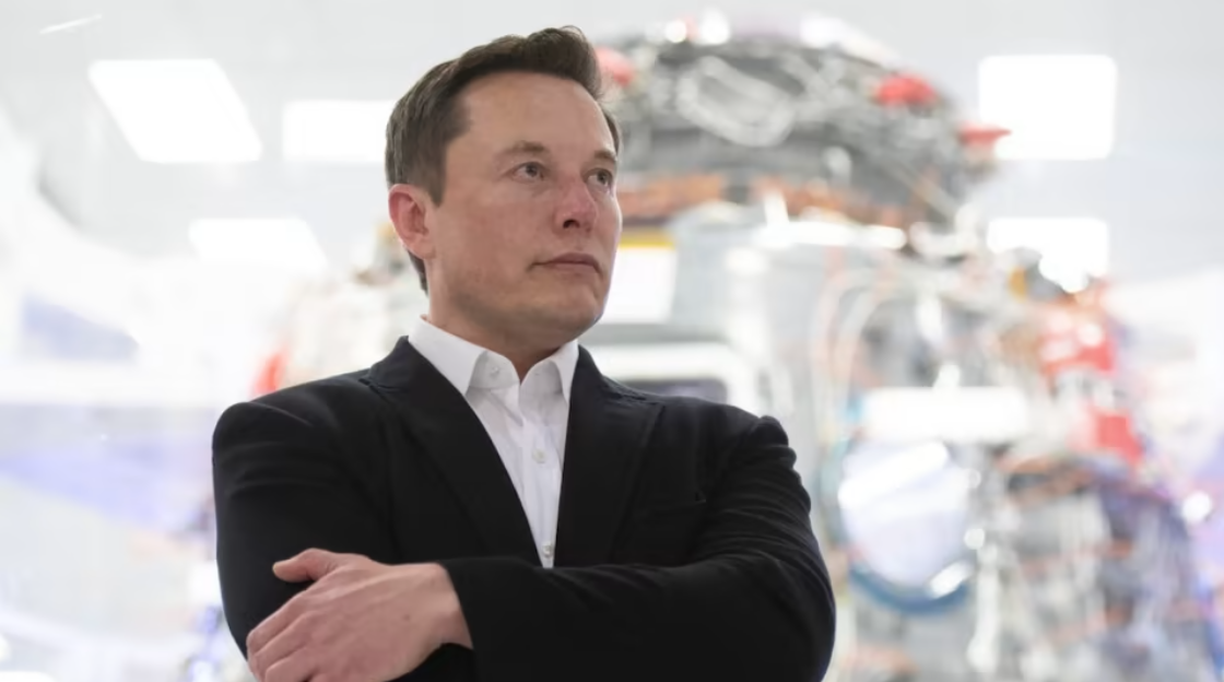 Musk dice que las fábricas de Tesla están "perdiendo una cantidad increíble de dinero"