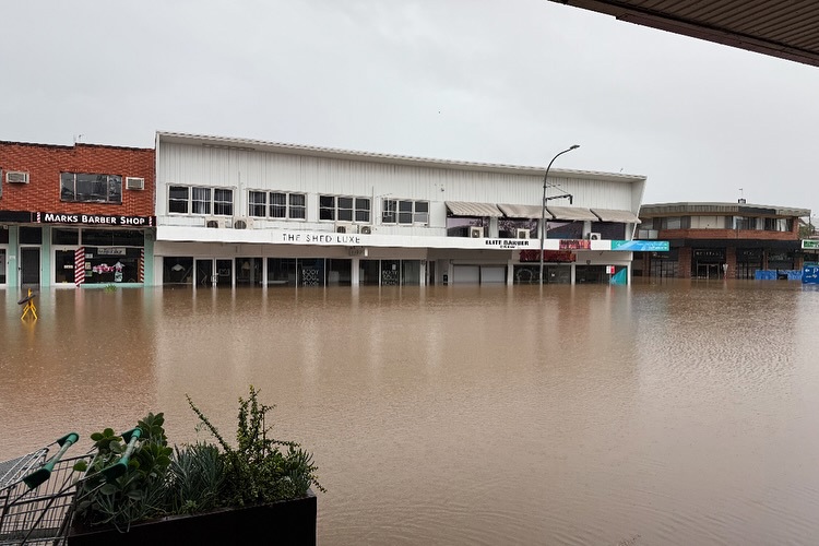NSW flooding LIVE updates: Residents warned it's now 'too late to leave'