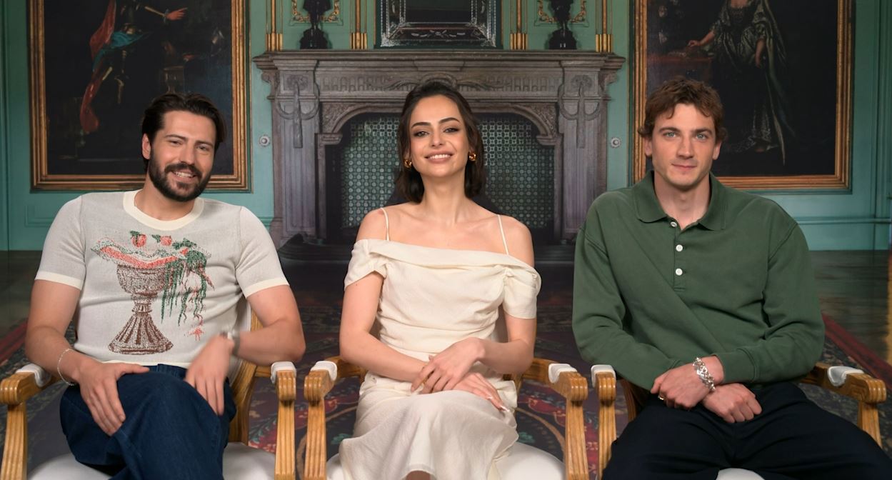 Jacob Ifan, Aubri Ibrag and Guy Remmers 