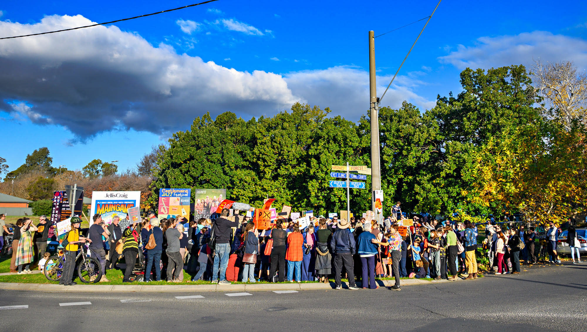 Snap anti-Macca's rally in Castlemaine