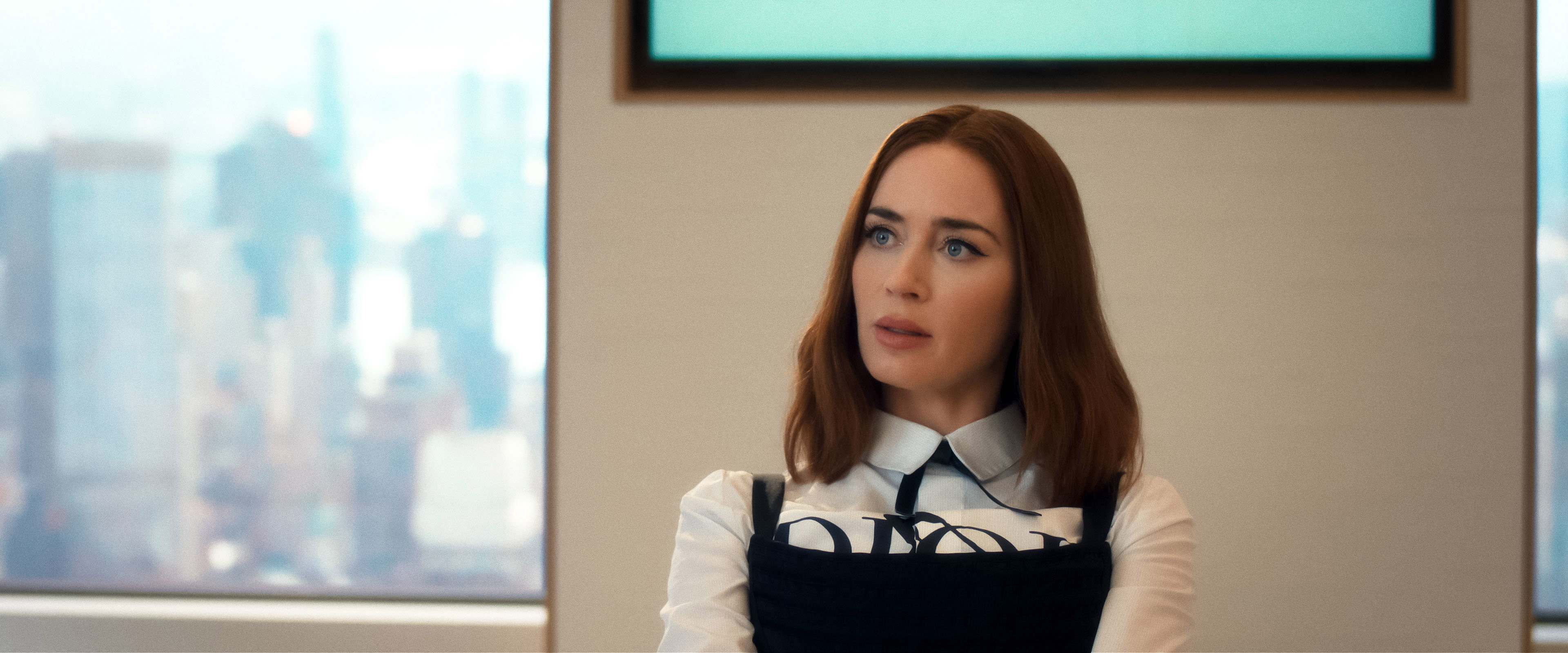 (Center) Emily Blunt as Emily Charlton in 20th Century Studios' THE DEVIL WEARS PRADA 2. Photo courtesy of 20th Century Studios. © 2026 20th Century Studios. All Rights Reserved.