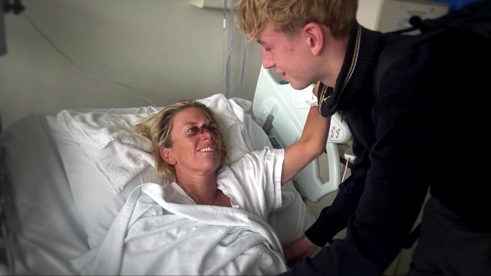 A woman from Sydney's east has undergone surgery ﻿after she was attacked inside her home by a celebrity dentist who was later shot dead by police. The family of photographer and mother-of-three Chloe Paul told 9News she was working from her Potts Point home when Dr Steven Lin broke into her unit demanding money.﻿