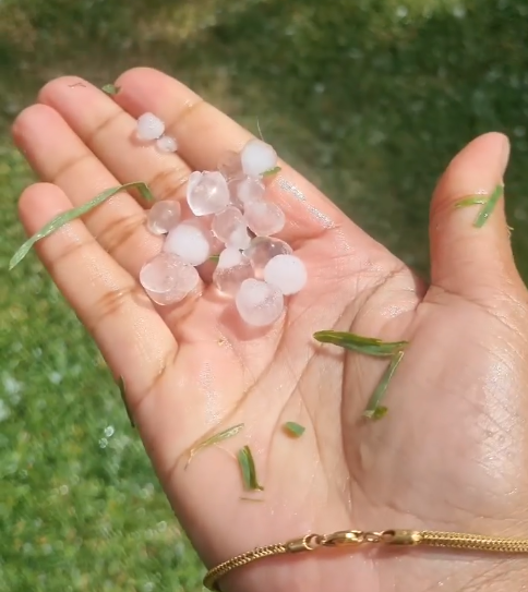 Thunderstorms broke out on Monday afternoon in Sydney, with lightning strikes massive hail storms falling on houses in the city's west.