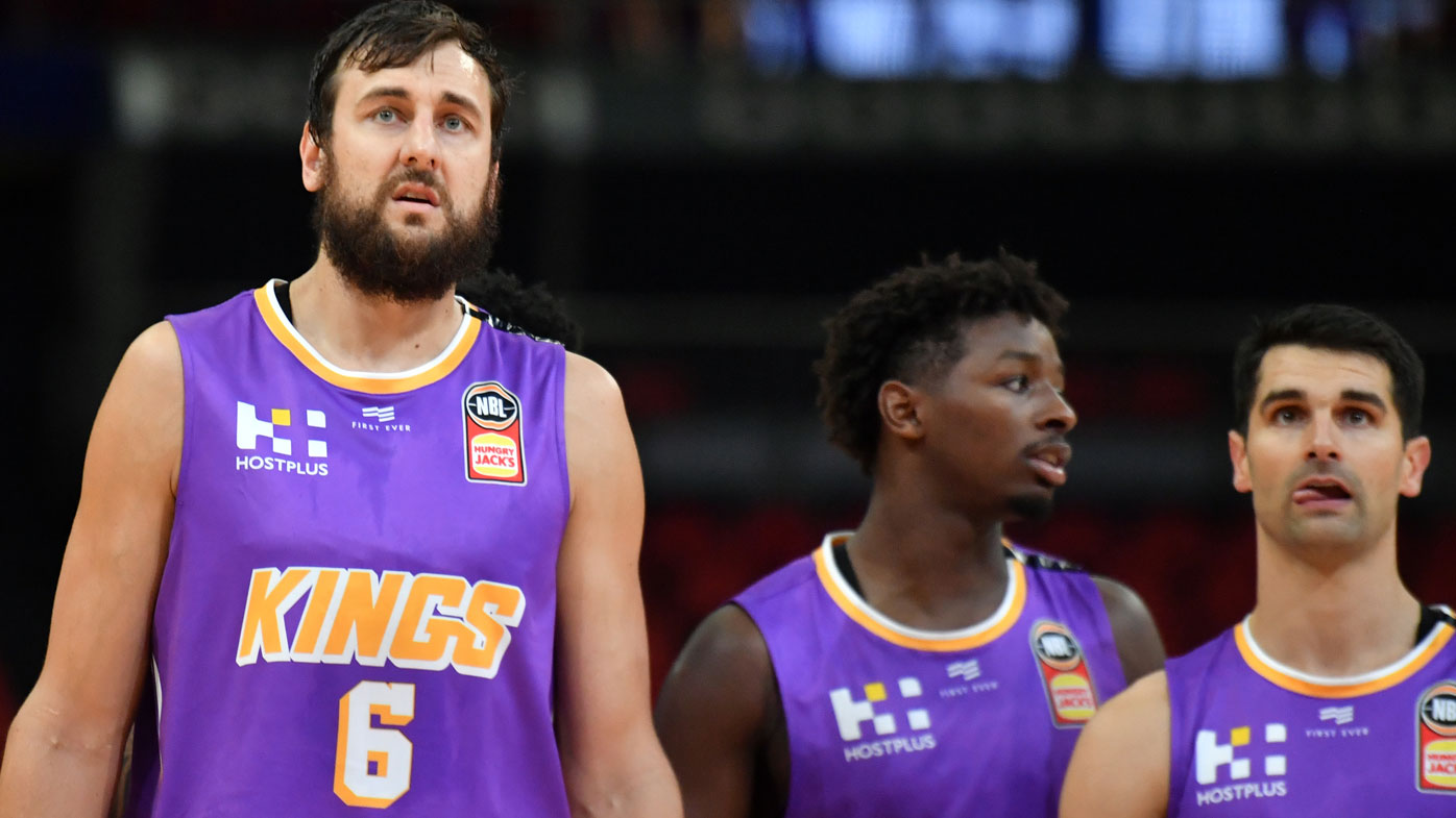 Kings Andrew Bogut, Jae'sean Tate and Kevin Lisch