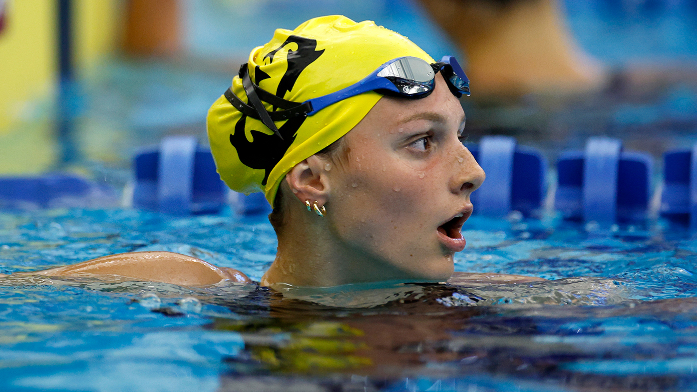 Summer McIntosh held off 400m freestyle podium, Titmus sets new