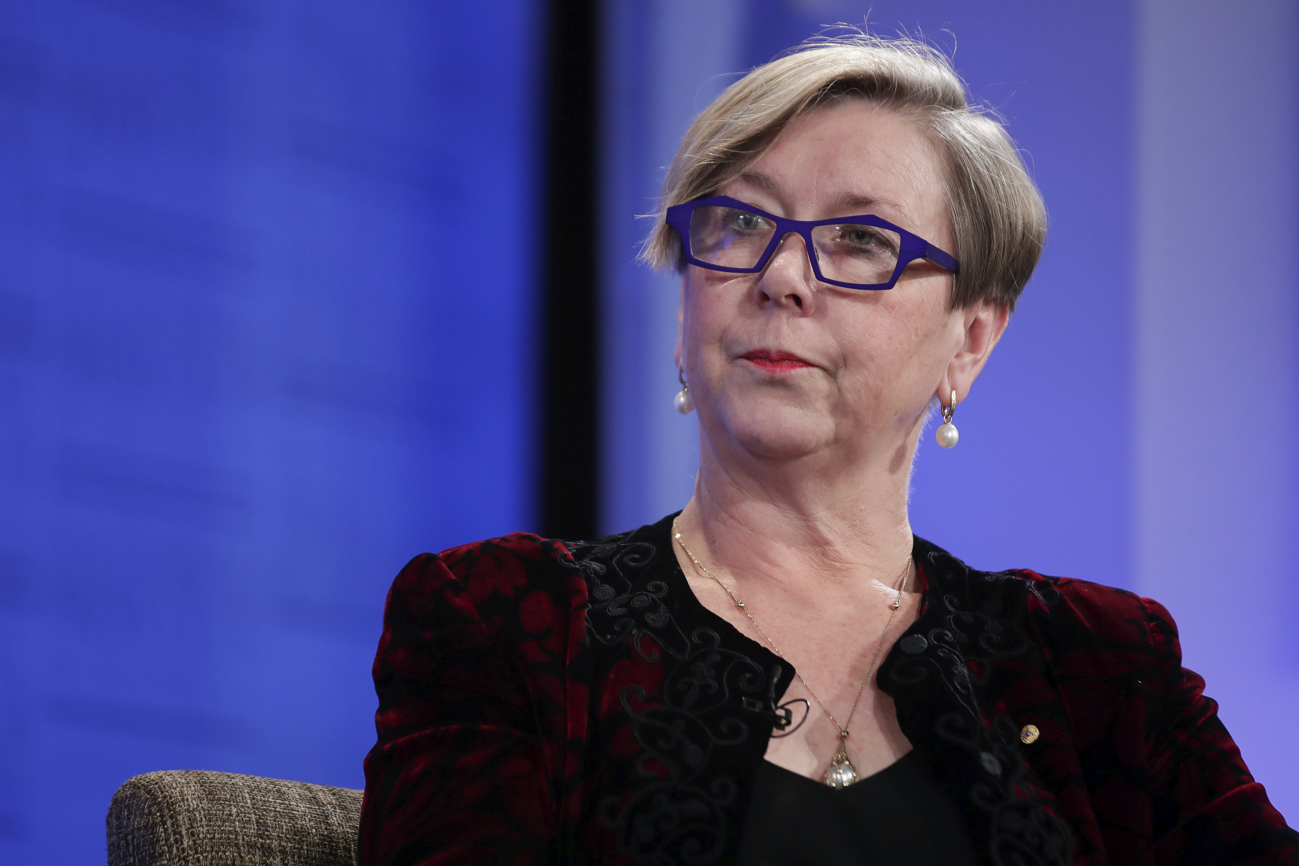Jane Halton to lead review into COVID-19 vaccine contracts.