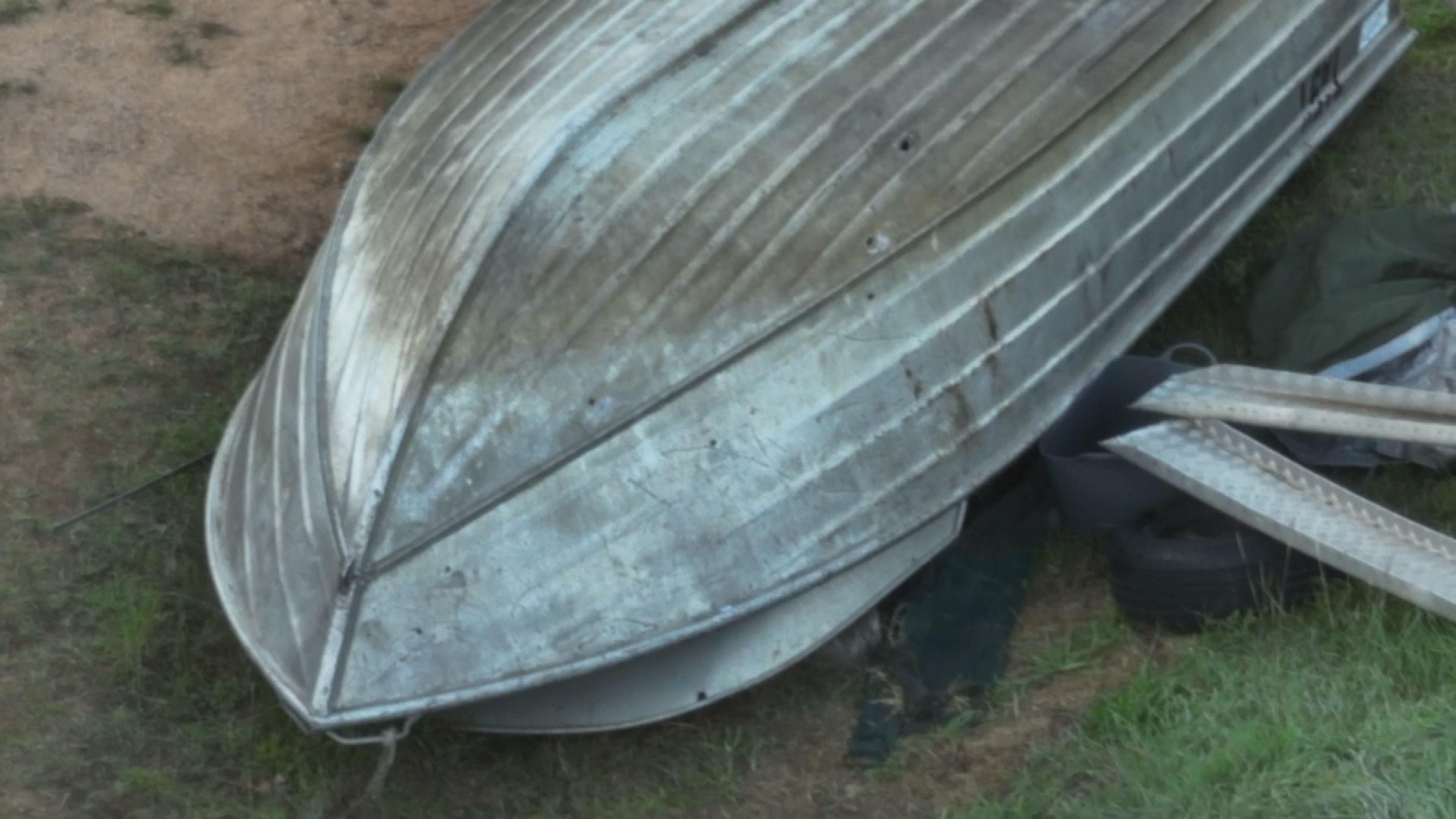 F﻿resh pictures of Dezi Freeman's high country hideout give new insight into the life the double police killer was living on the run.