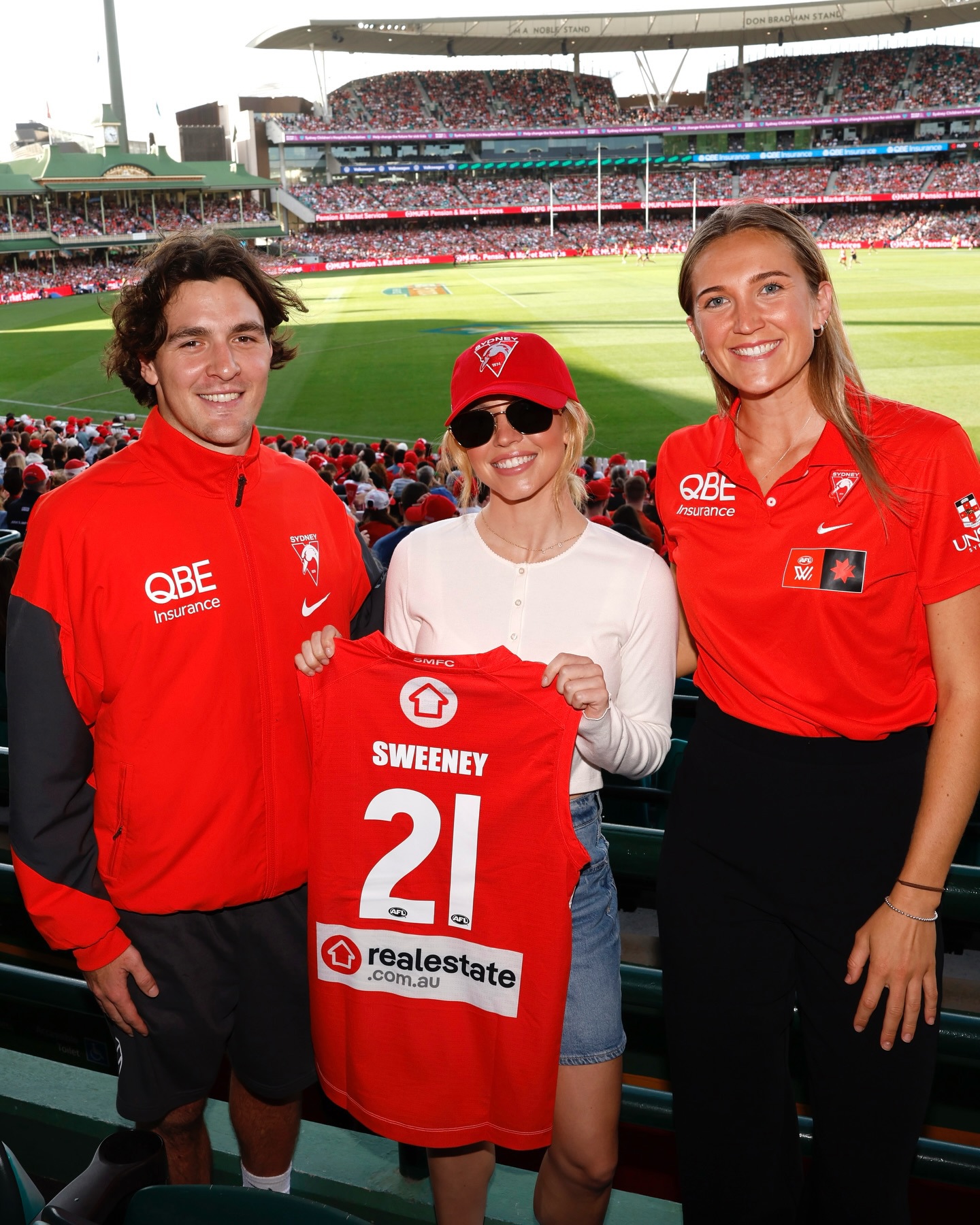 Sydney Sweeney at the AFL to watch the Sydney Swans