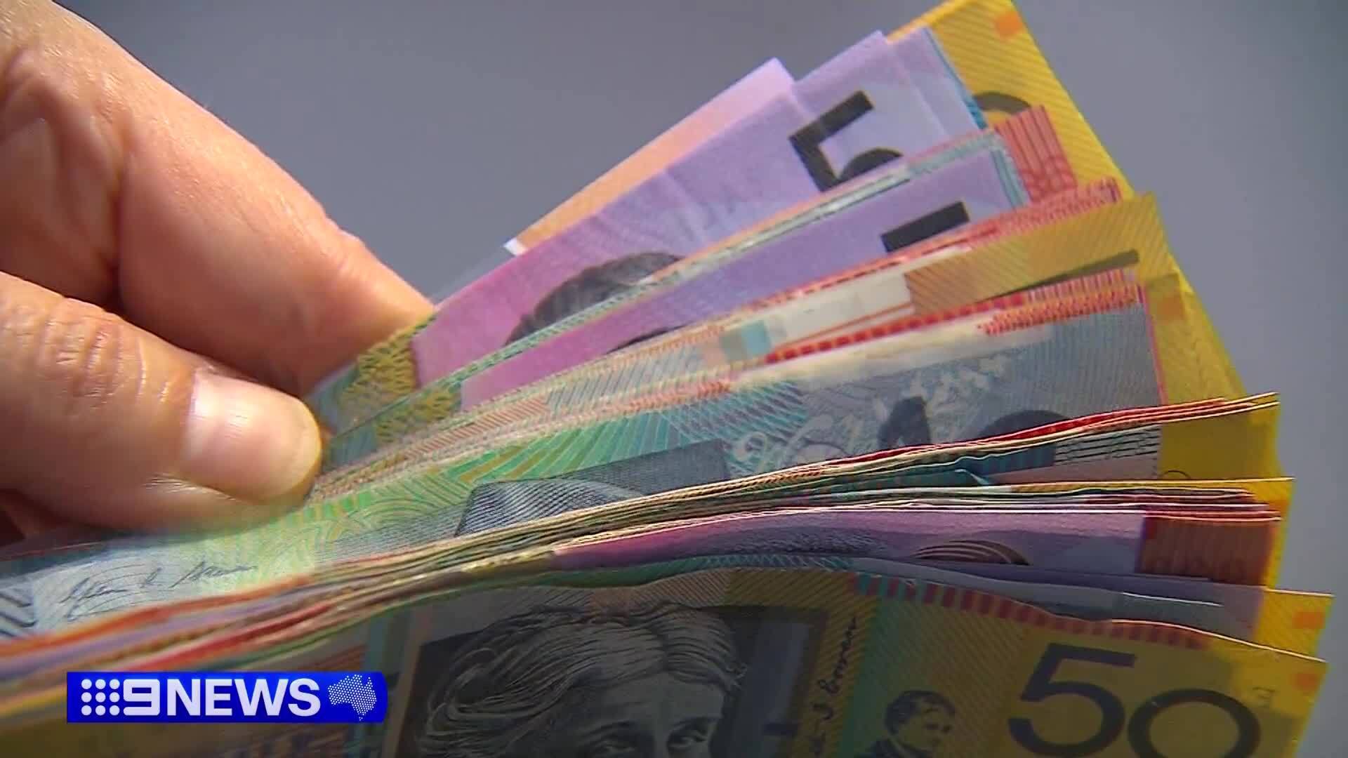 Cash, money, Inflation.