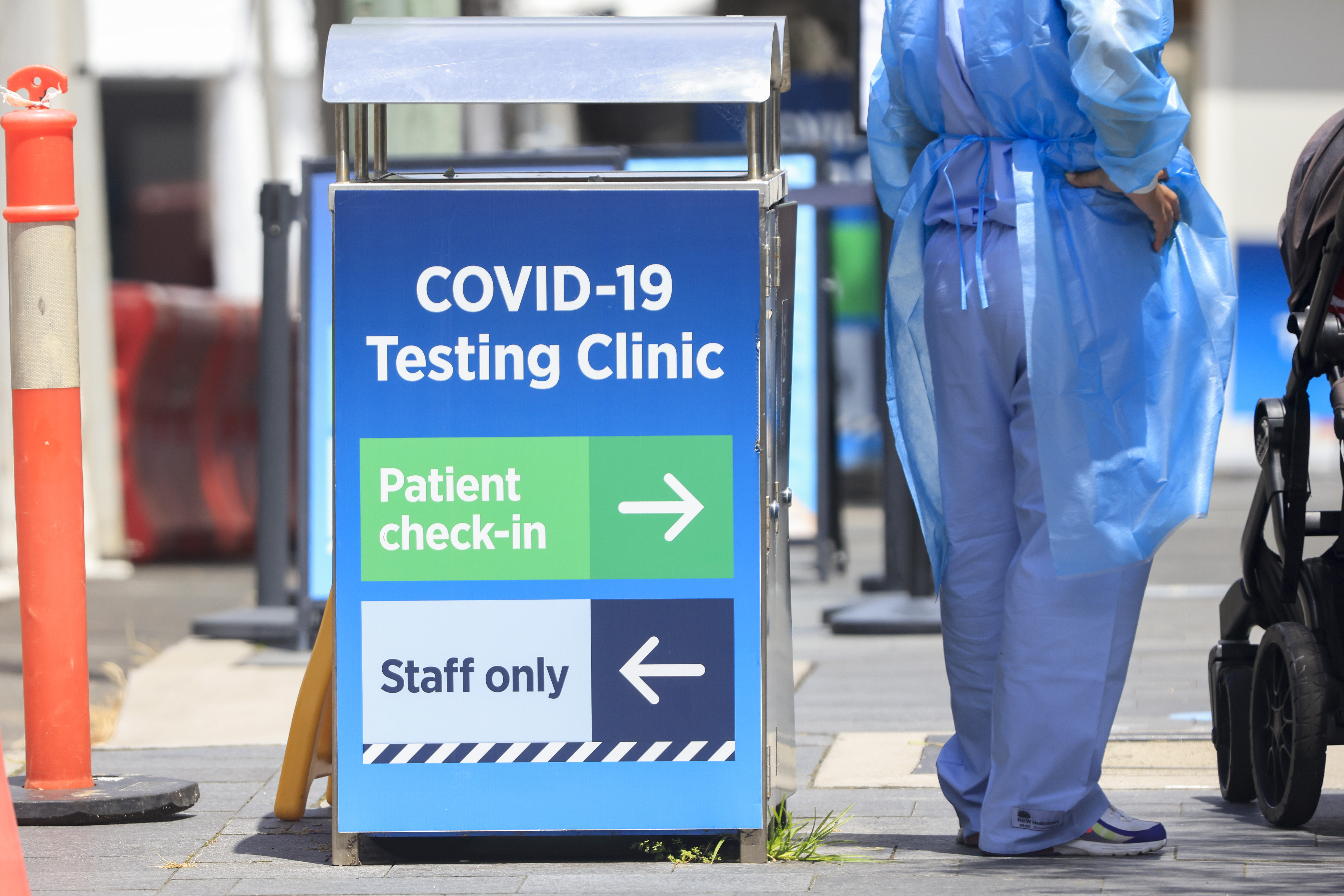 SYDNEY, AUSTRALIA - JANUARY 21: A COVID-19 testing clinic sign at Royal Prince Alfred Hospital on January 21, 2022 in Sydney, Australia. NSW has recorded 46 deaths from COVID-19 in the last 24 hours, marking the deadliest day in the state since the start of the pandemic. NSW also recorded 25,168 new coronavirus infections in the last 24 hour reporting period. (Photo by Jenny Evans/Getty Images)