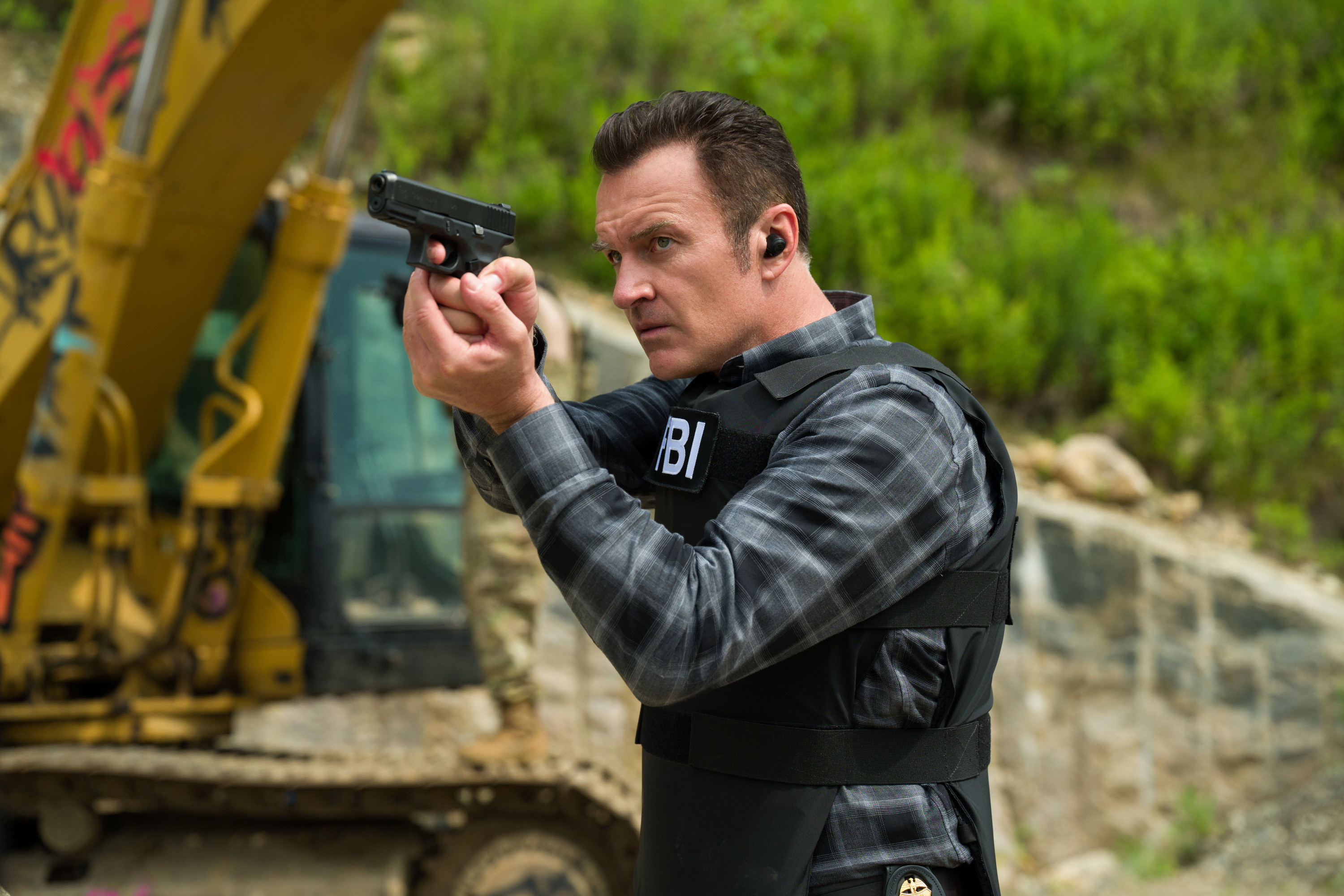 Julian McMahon in FBI: MOST WANTED