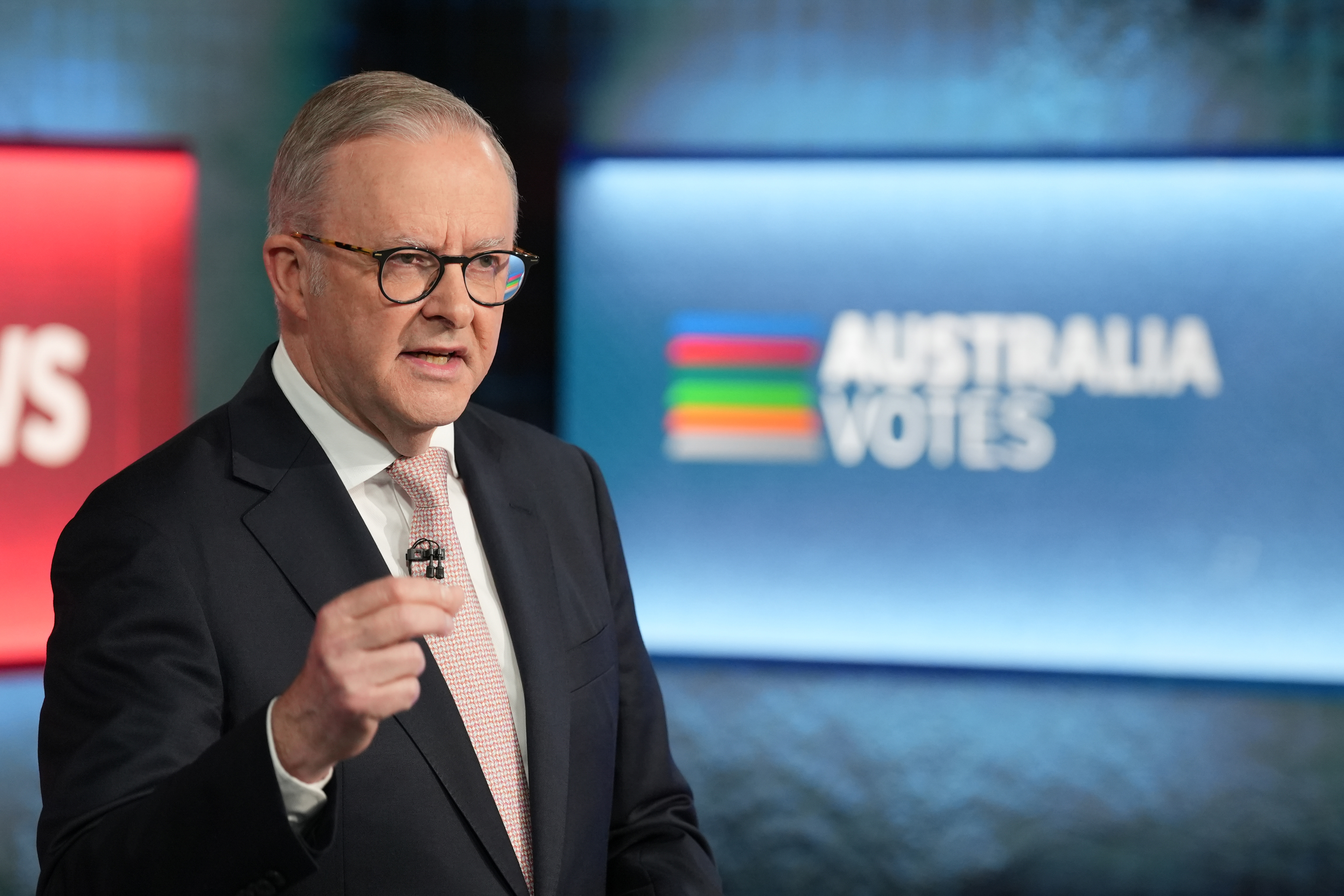 POOL PHOTO. Prime Minister Anthony Albanese and Opposition Leader Peter Dutton debate at the ABC's Parramatta studio in Western Sydney, moderated by David Speers. April 16, 2025, day 19 of the 2025 federal election campaign. Photo Matt Roberts/ABC 