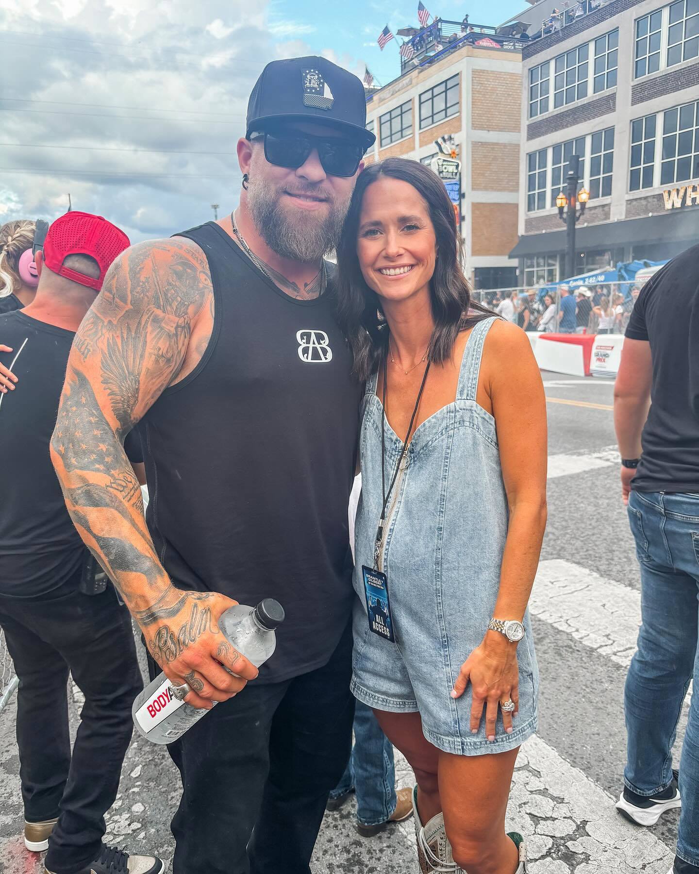 Country singer Brantley Gilbert and wife Amber