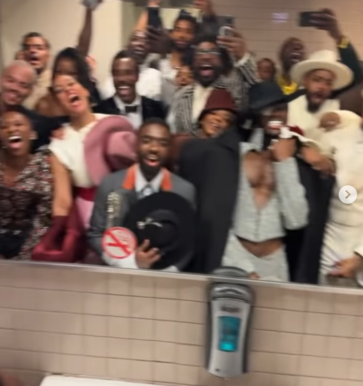 Questlove selfie at the Met Gala